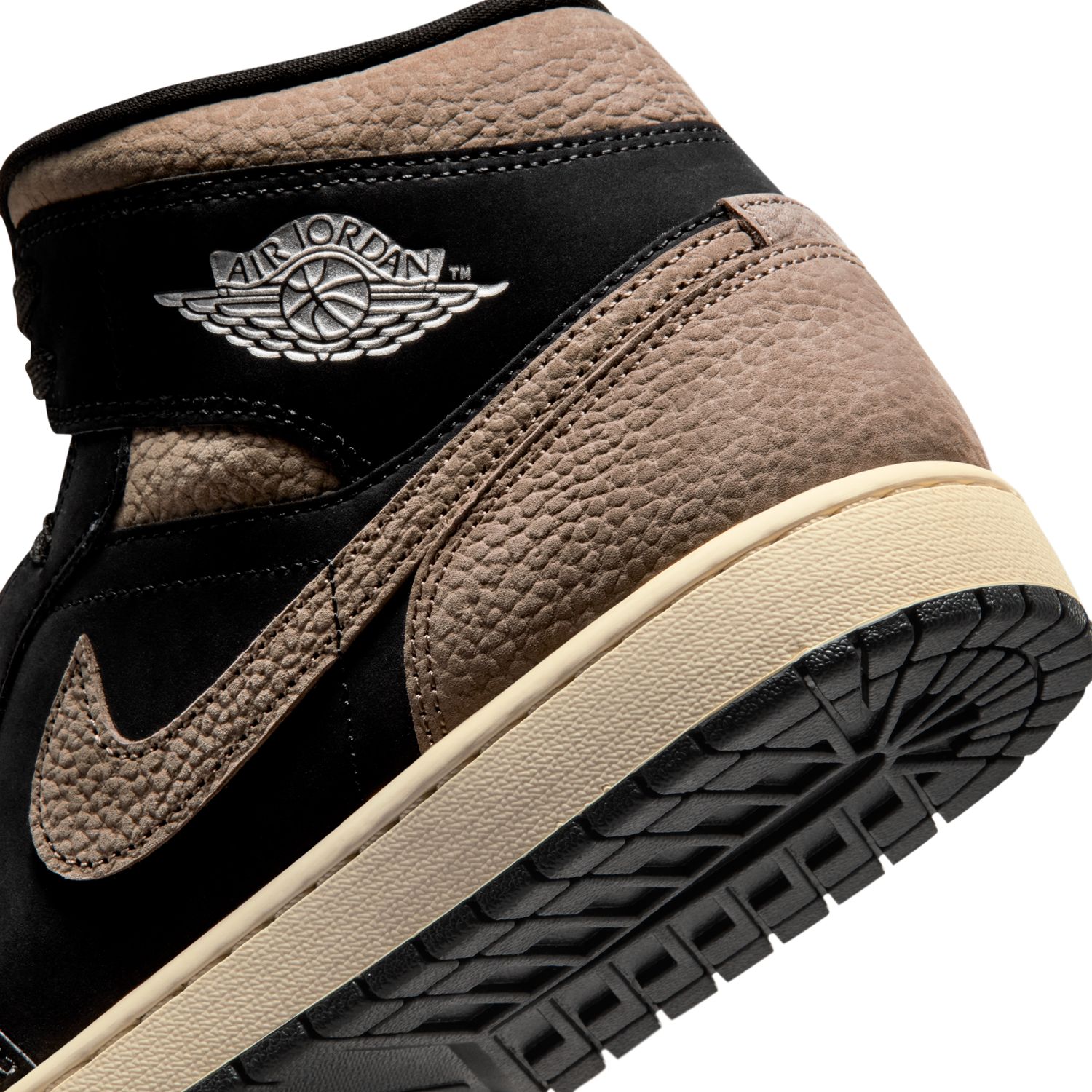 Sapatilhas Casual de Homem Air 1 MID SE Preto-12