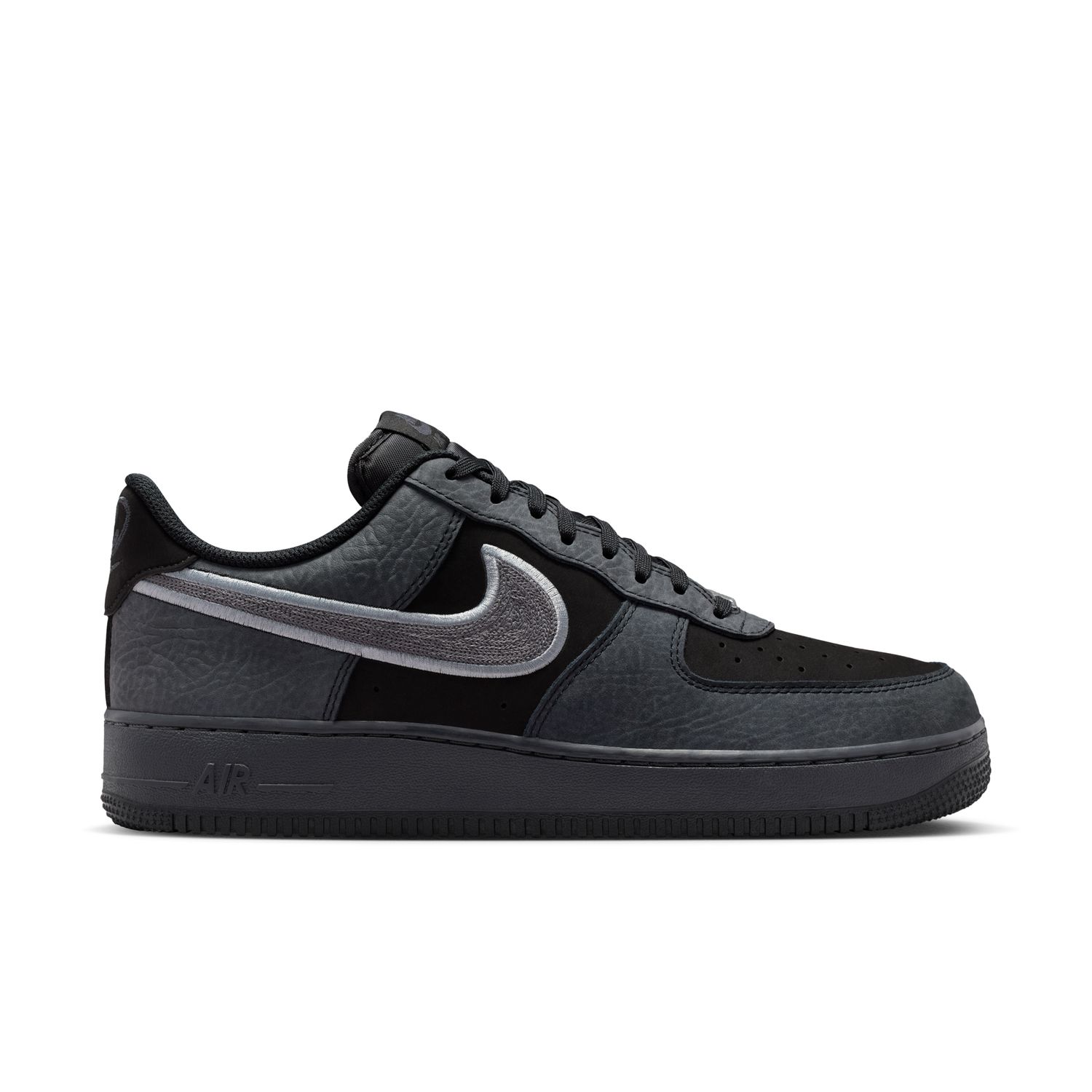 Imagem 0 de Sapatilhas Casual de Homem Air Force 1 '07 LV8