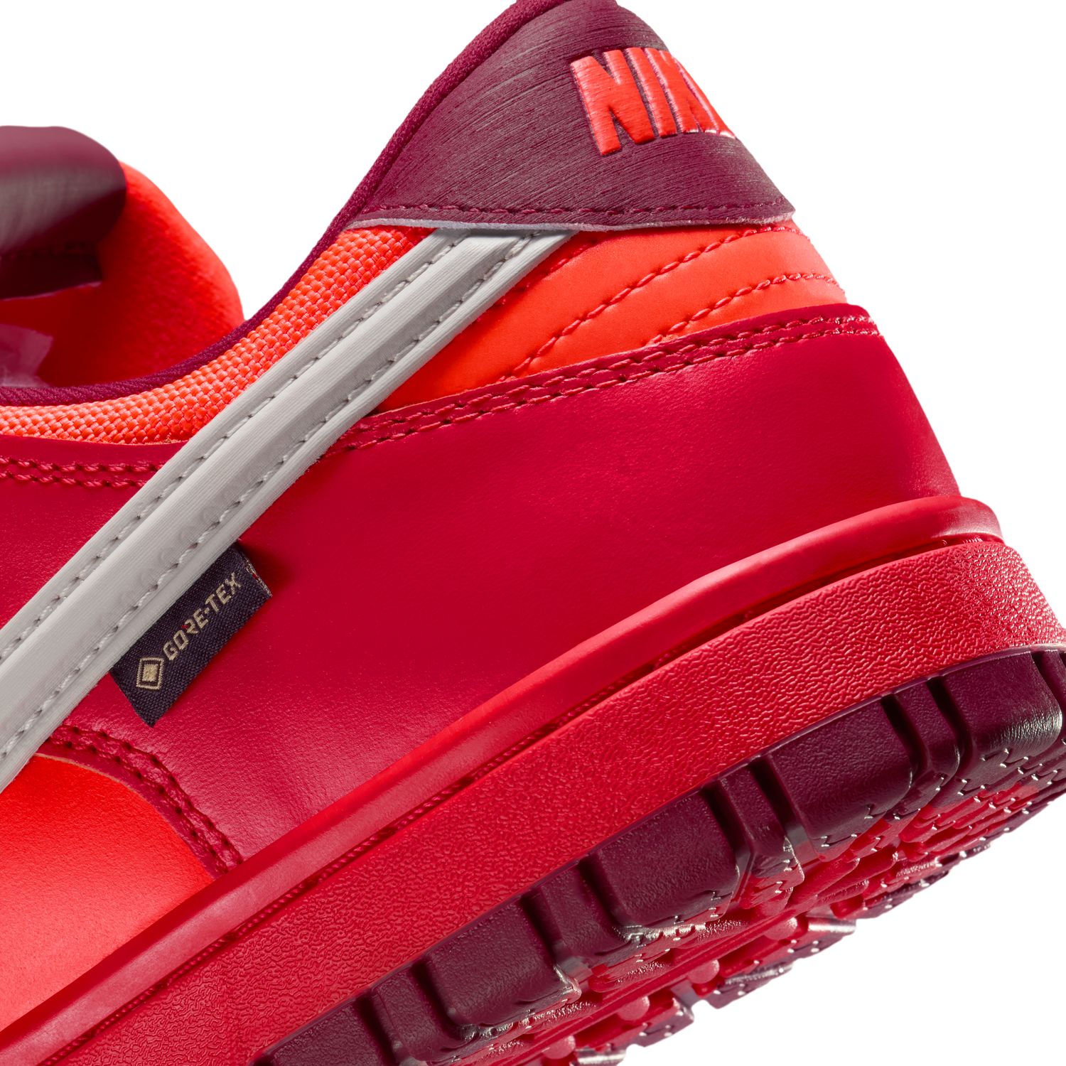 Sapatilhas Casual de Homem Dunk Low GTX Laranja-10