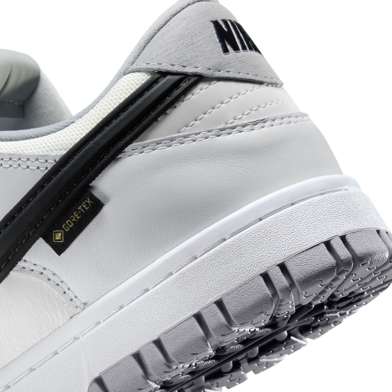 Sapatilhas Casual de Homem Dunk Low GTX Branco-10