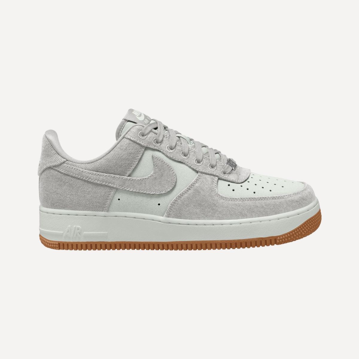 Imagem 0 de Sapatilhas Casual de Homem Air Force 1 '07 LV8