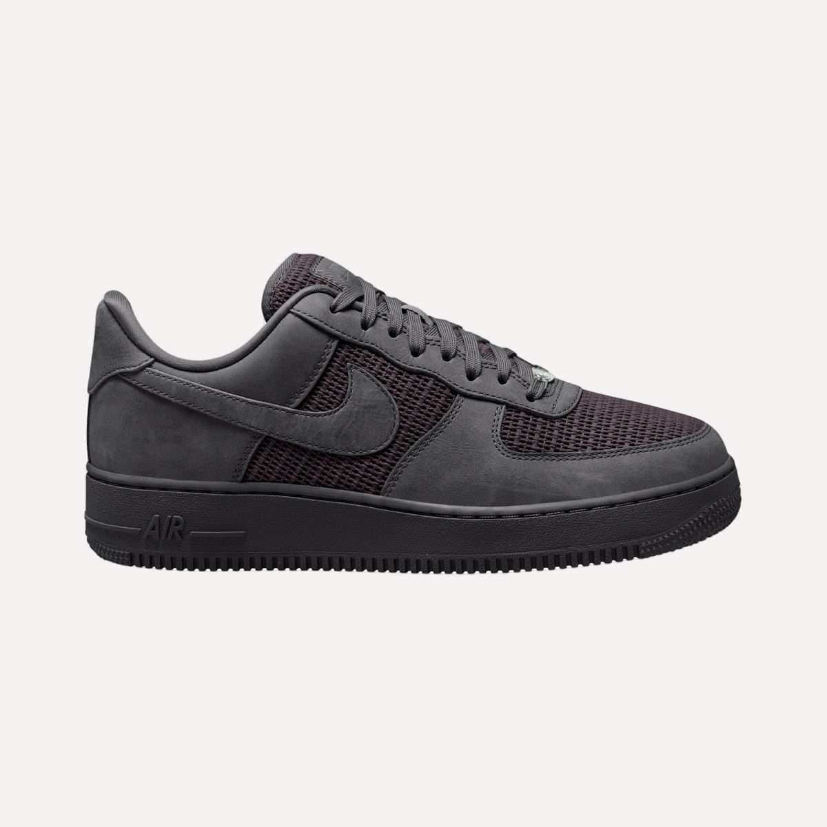 Sapatilhas Casual de Homem Air Force 1 '07 LV8 Preto-1
