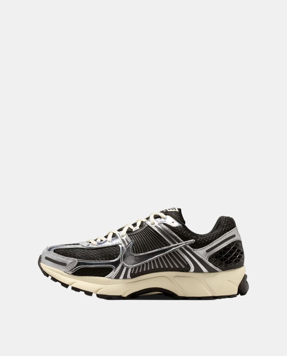 Sapatilhas Casual de Homem Zoom Vomero 5 Preto-4