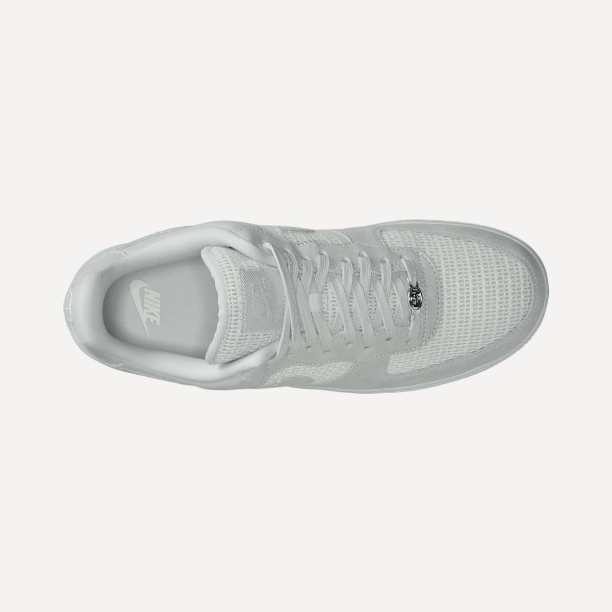 Sapatilhas Casual de Homem Air Force 1 '07 LV8 Branco-3