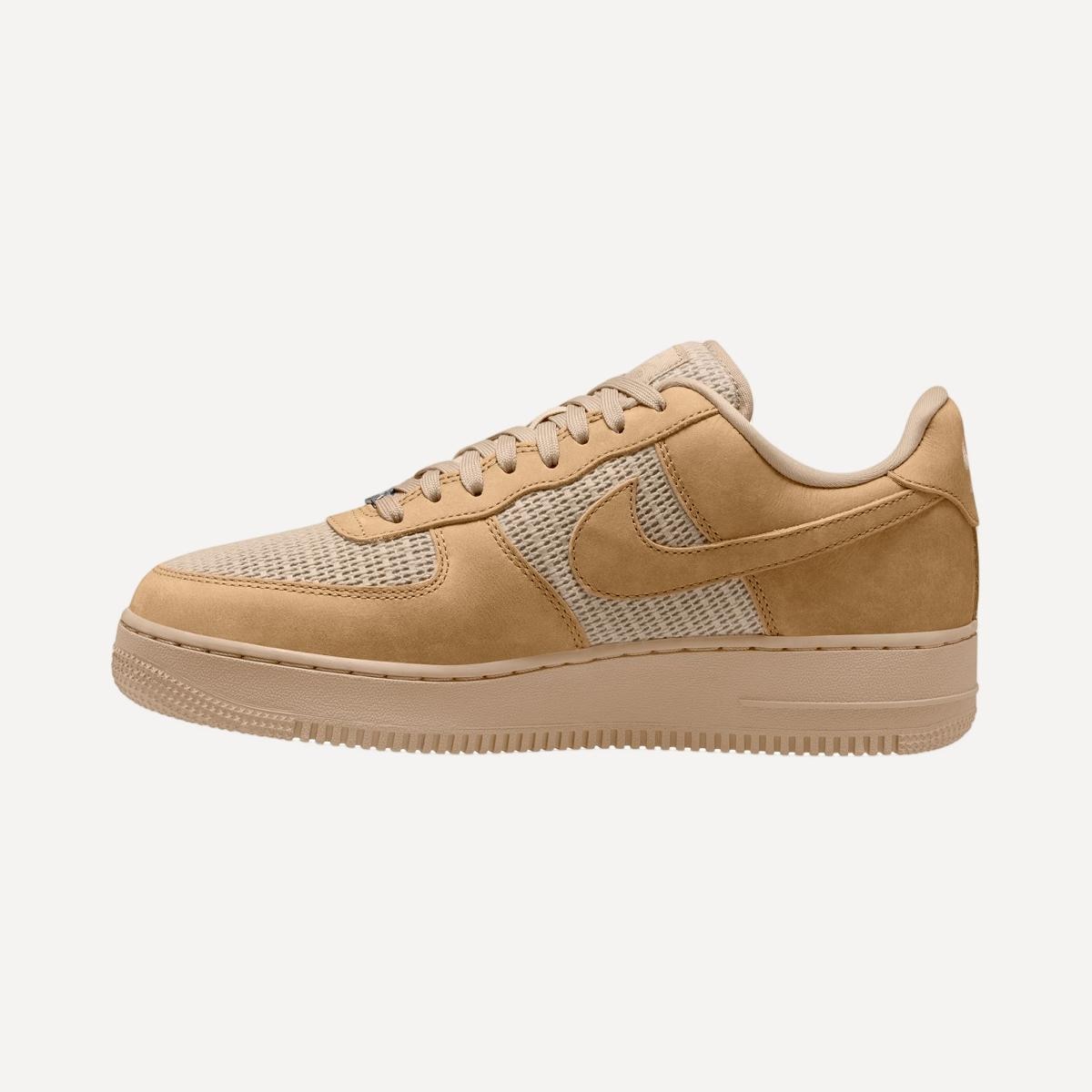 Sapatilhas Casual de Homem Air Force 1 '07 LV8 Amarelo-2