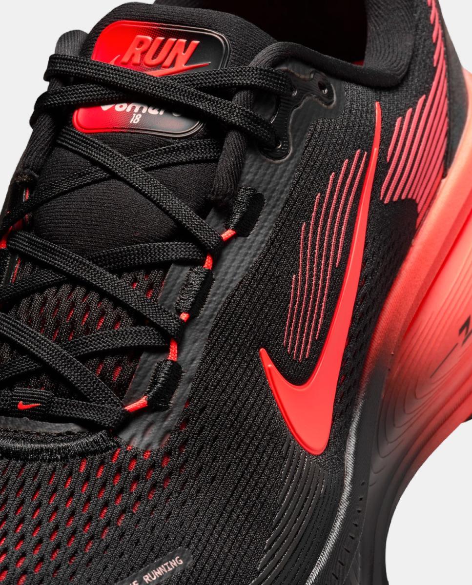 Imagen 7 de Zapatillas de Casual de hombre NIKE VOMERO 18 Nike - Negro / Naranja Negro / Naranja