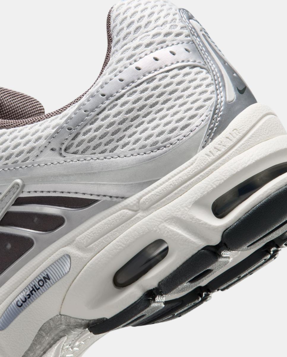 Sapatilhas Casual de Homem Air Max Moto 2K Preto-8