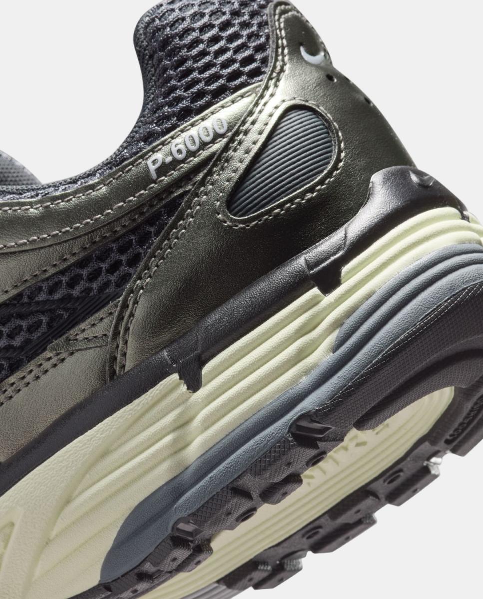Sapatilhas Casual de Homem Nike P-6000 Se Nike Preto-8