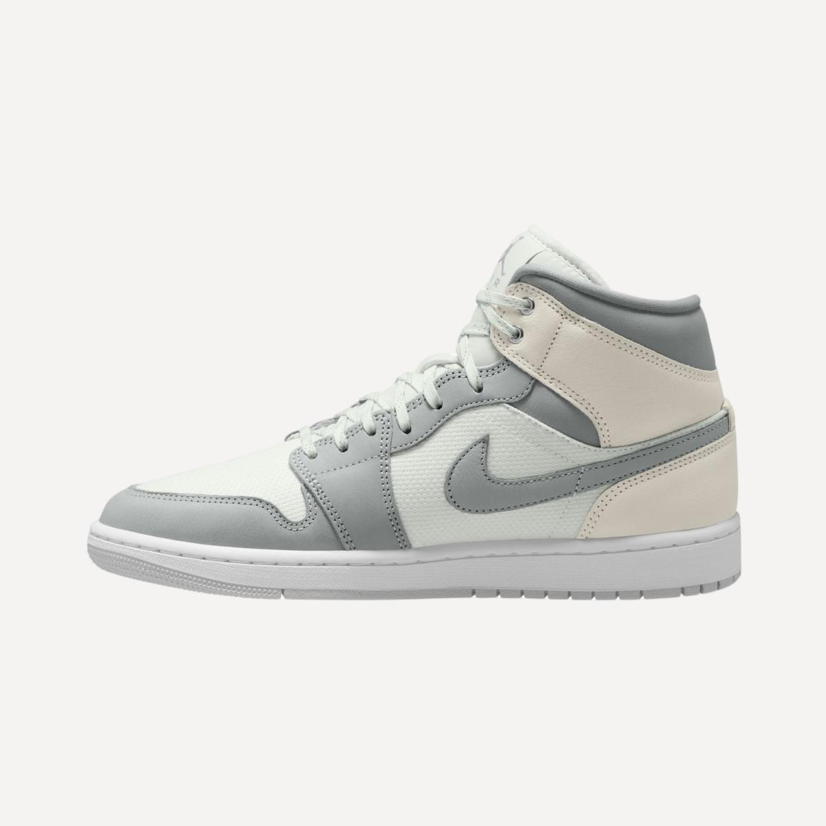 Sapatilhas Casual de Homem Air Jordan 1 MID SE Branco-2