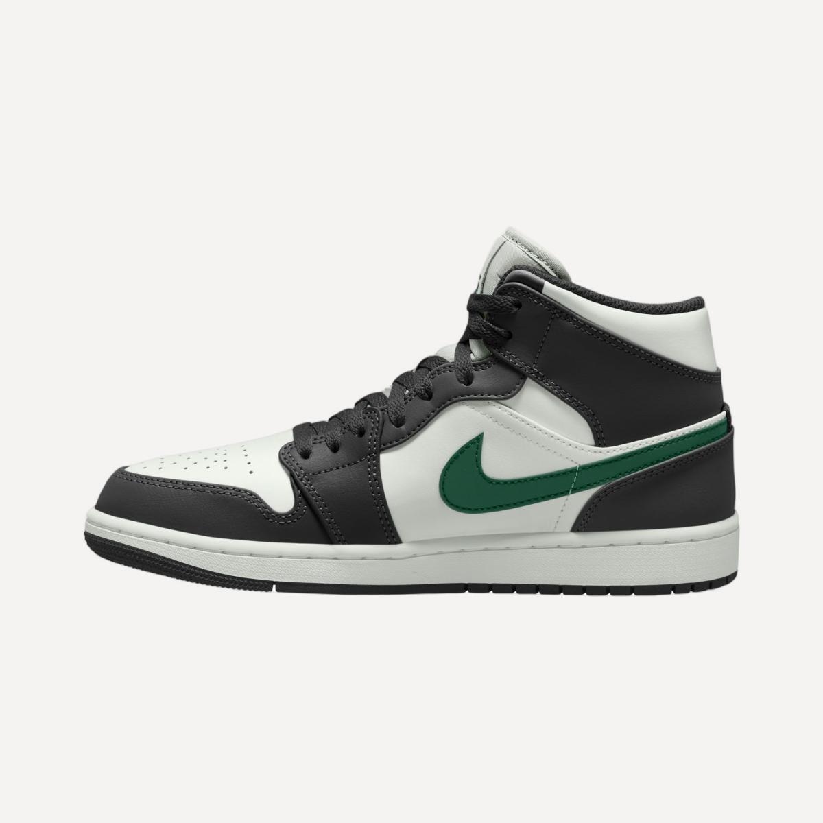 Sapatilhas Casual de Homem Air Jordan 1 MID Preto-2
