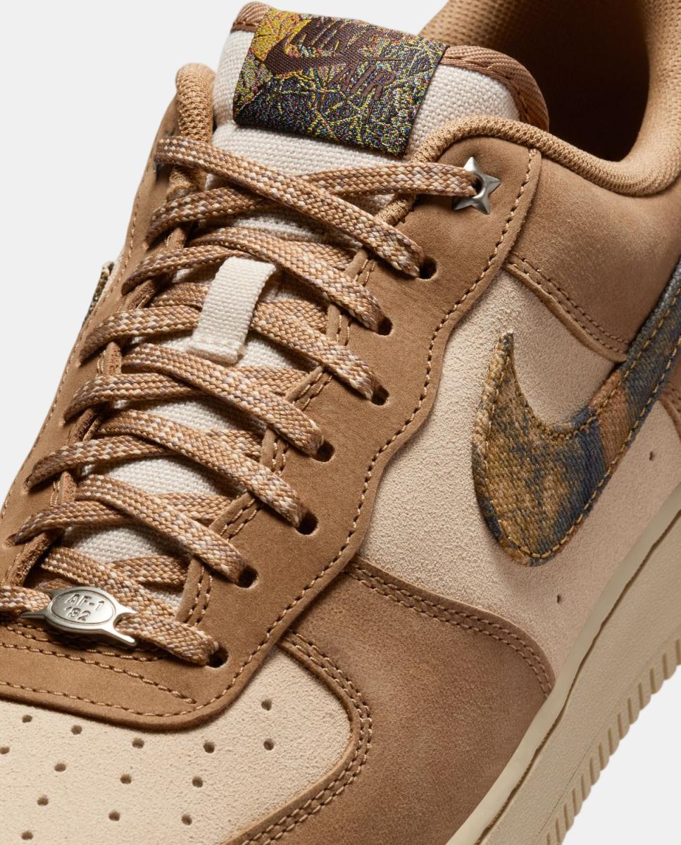 Imagen 7 de Zapatillas de casual de hombre AIR FORCE 1 '07 Nike - Marrón Marrón