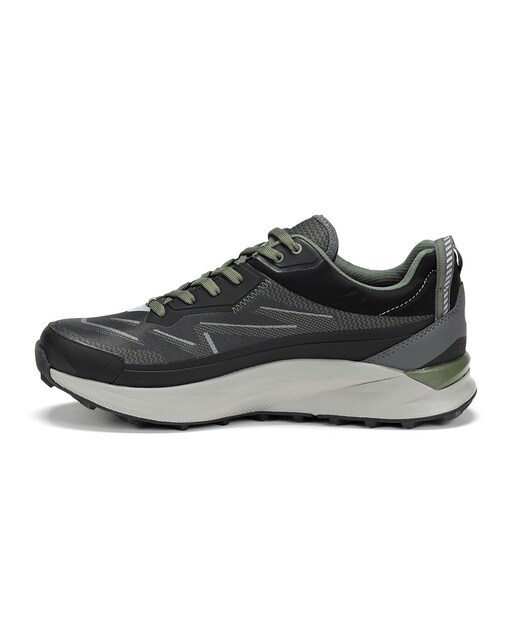 Botas de Homem de Montanha Sucre 01 Preto-4