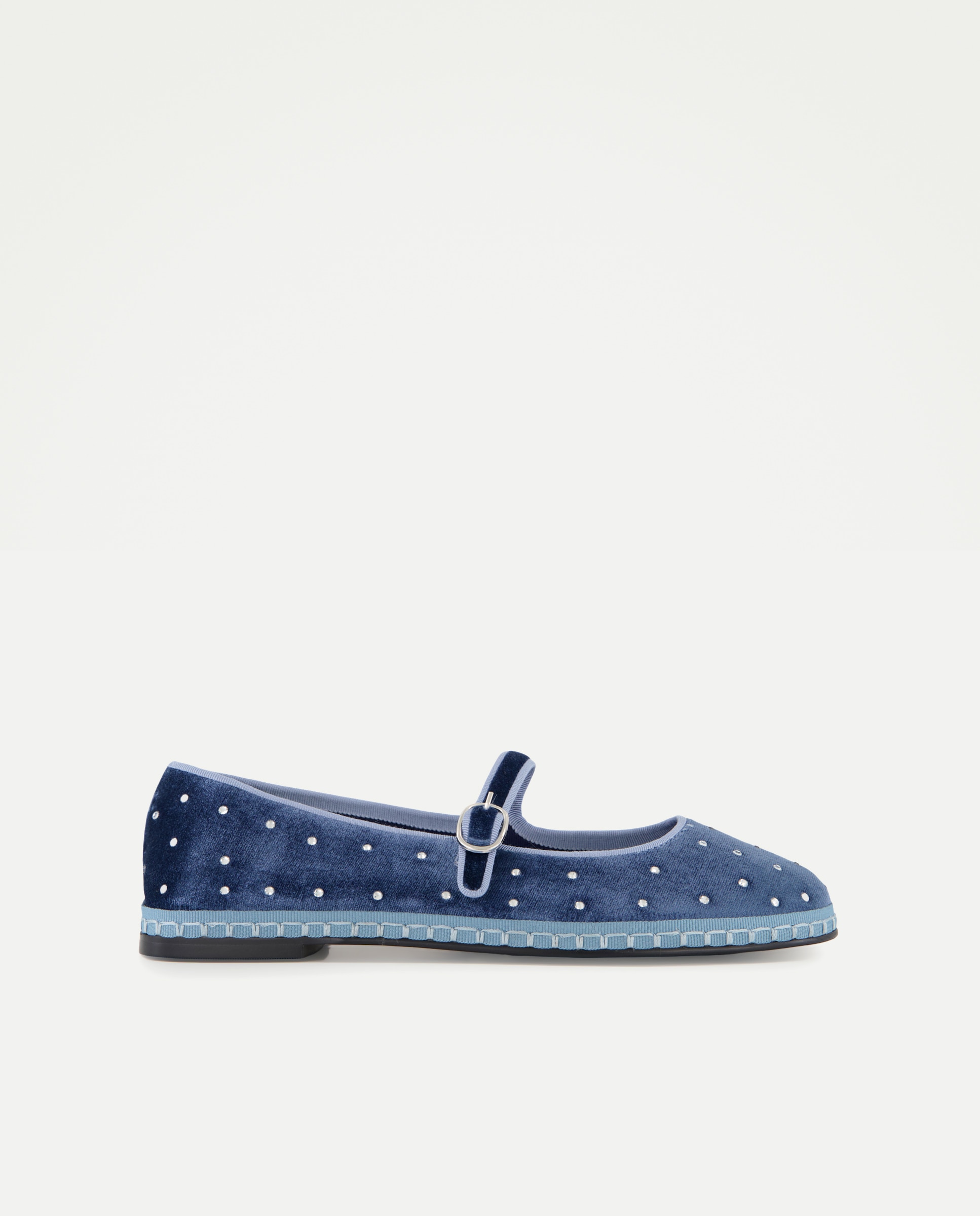Imagem 0 de Sapatos de Presilha com Pespontos na Sola e Brilhos