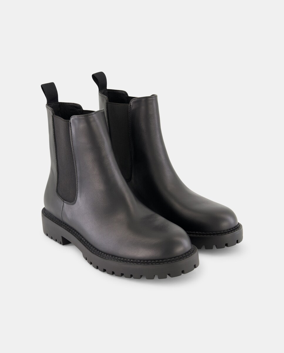 Botins Chelsea em Pele Preto-2