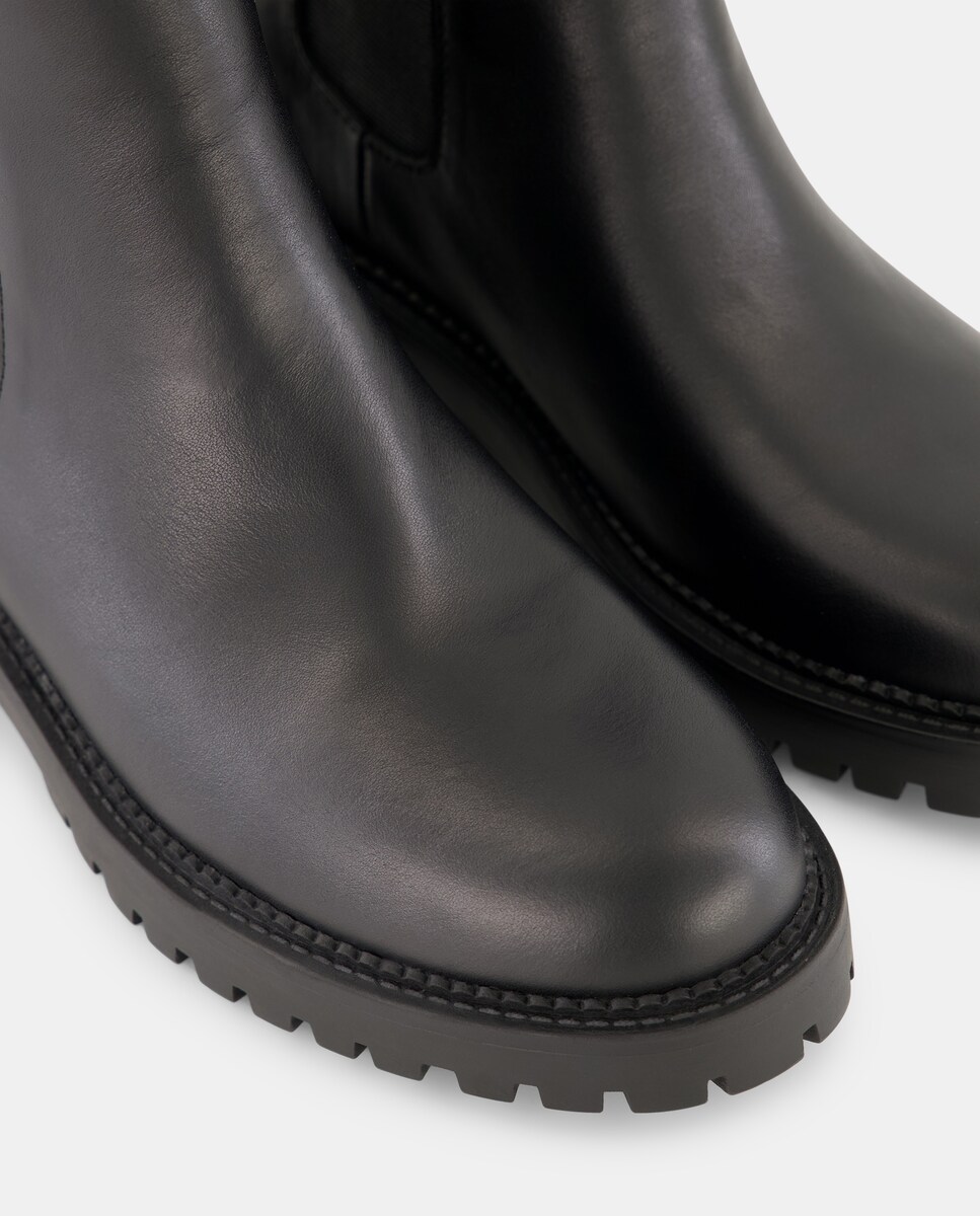 Botins Chelsea em Pele Preto-5