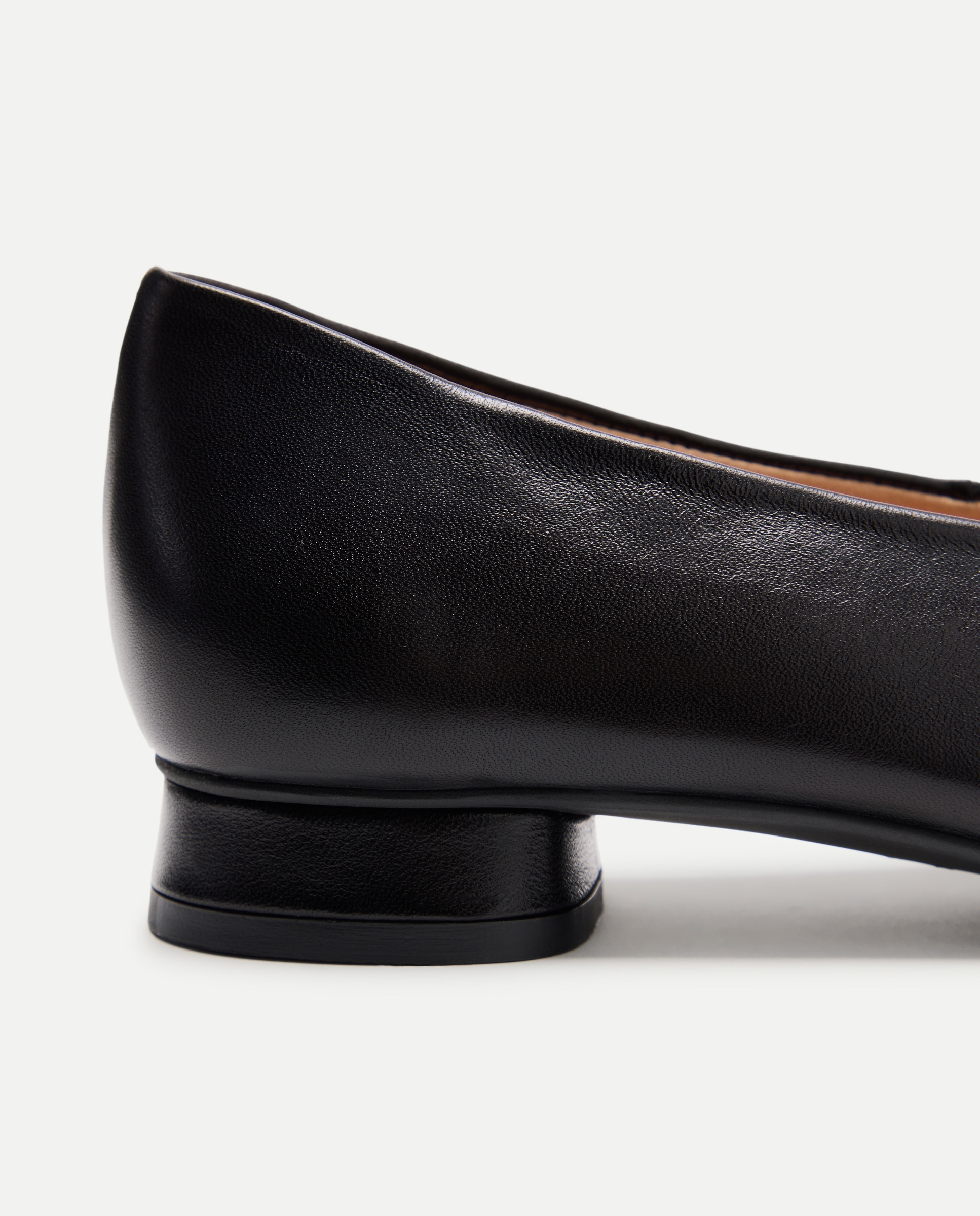 Sapatos Rasos com Salto e sem Forro Preto-5