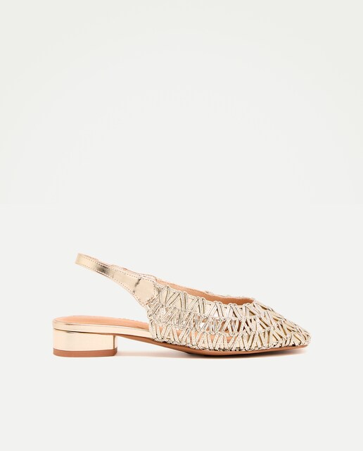 Zapato tacón, trenzado morderno