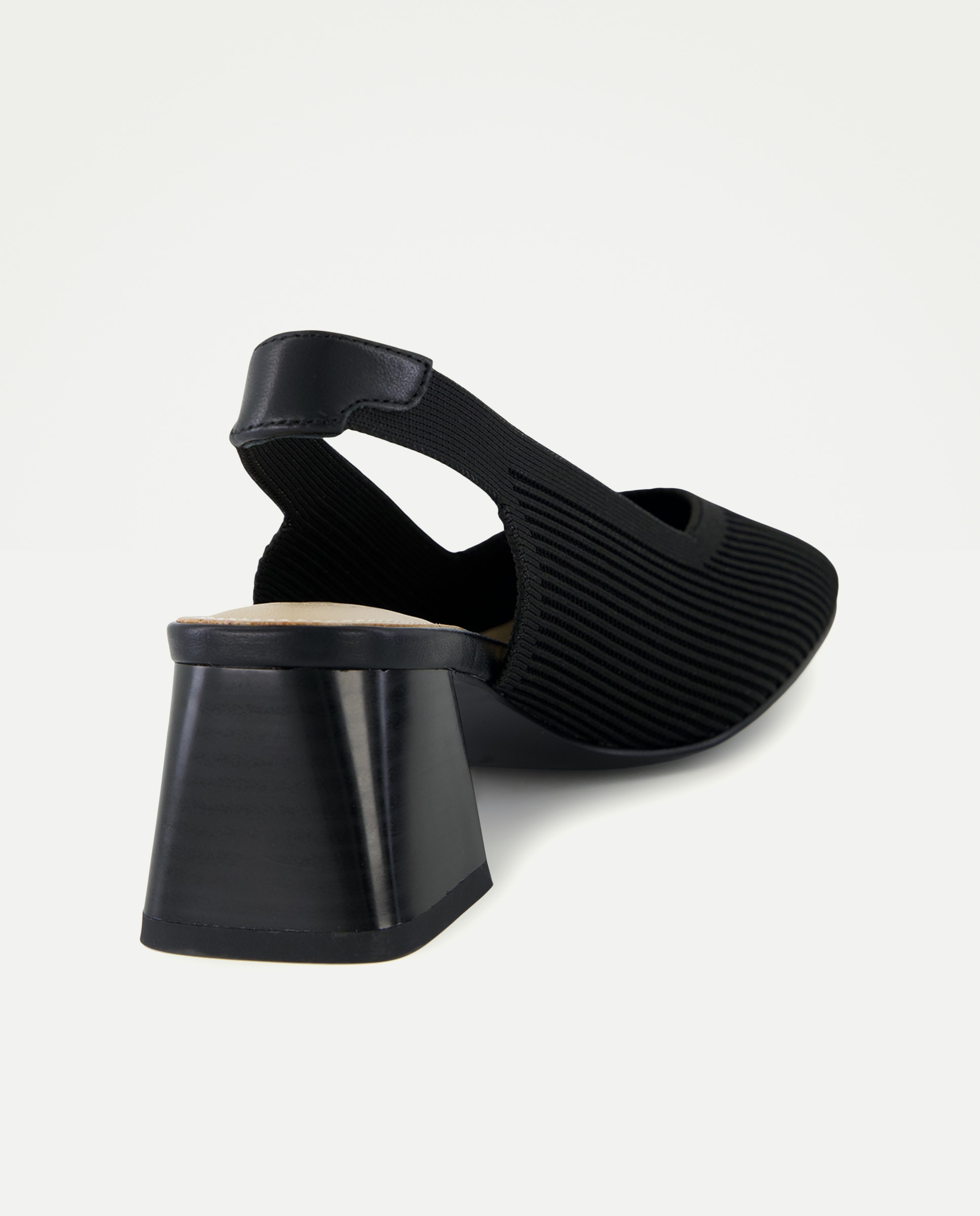 Sapatos de Salto Tipo Mules Preto-3