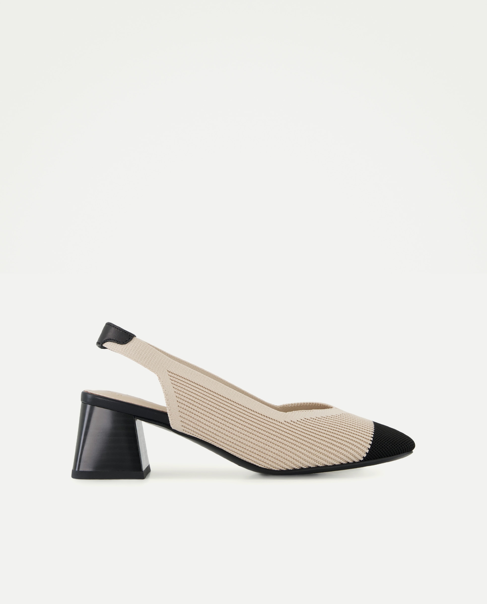Imagem 0 de Sapatos de Salto Tipo Mules