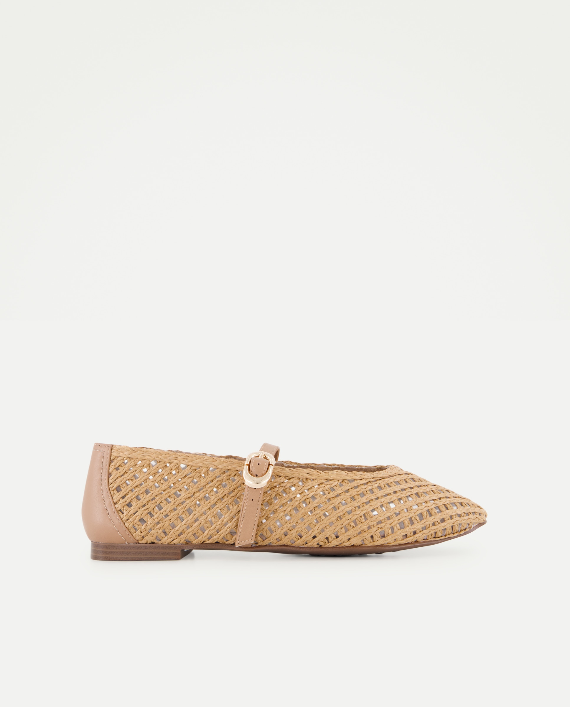 Imagem 0 de Sapatos Rasos com Pulseira de Ráfia