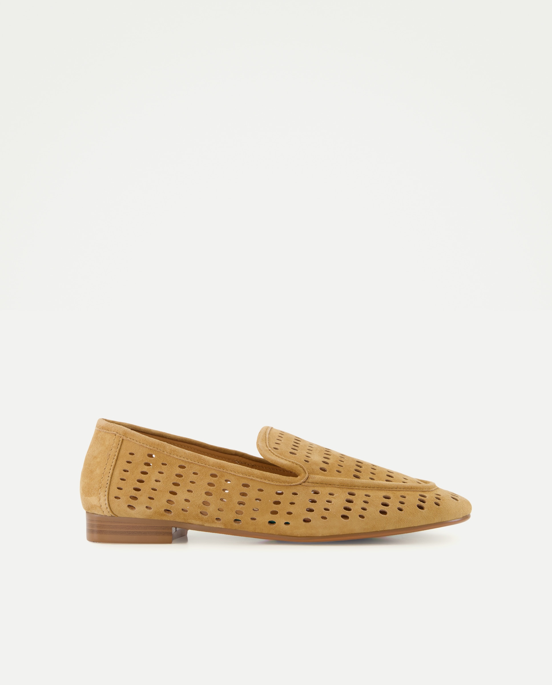 Imagem 0 de Sapatos Rasos com Perfurados