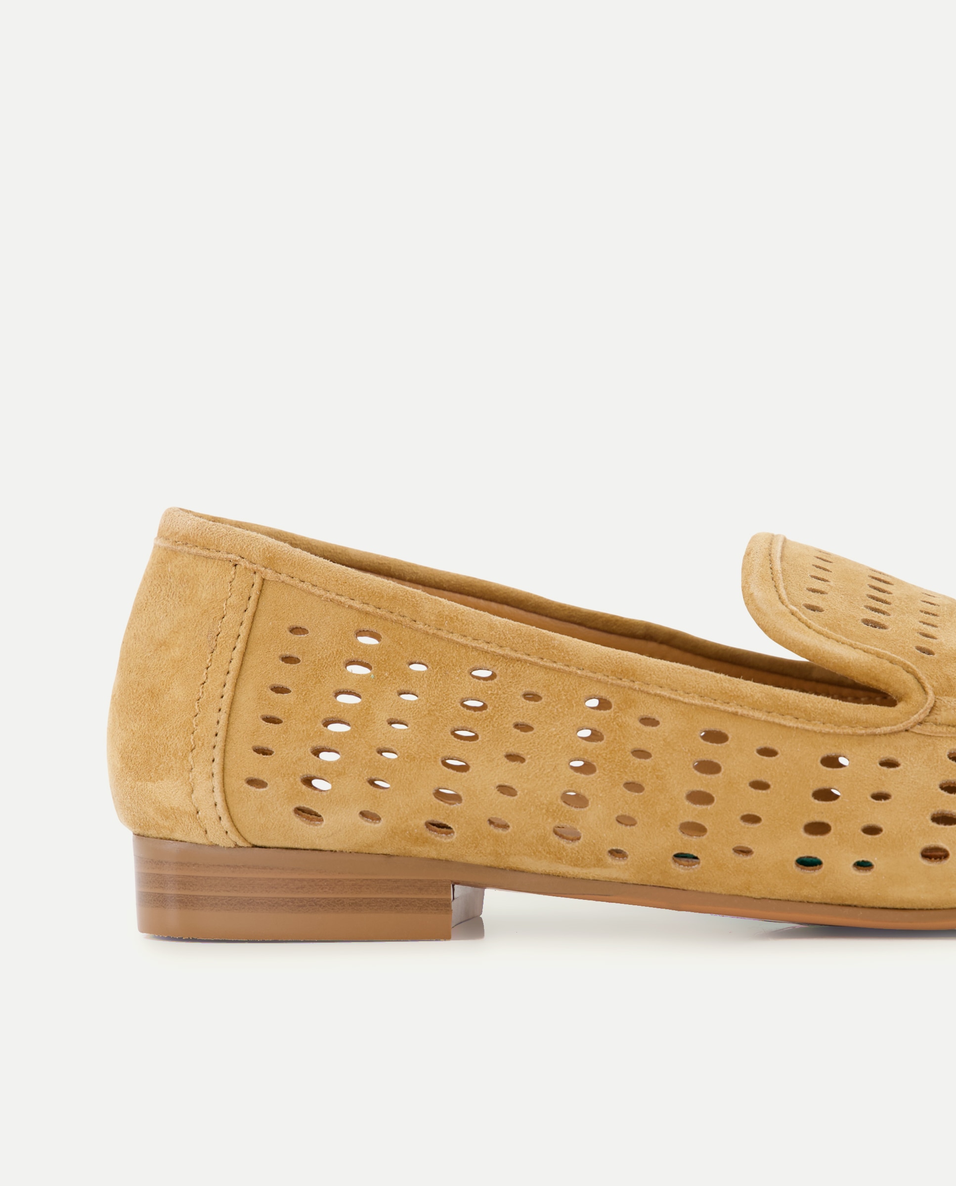 Sapatos Rasos com Perfurados 730 Camel-5