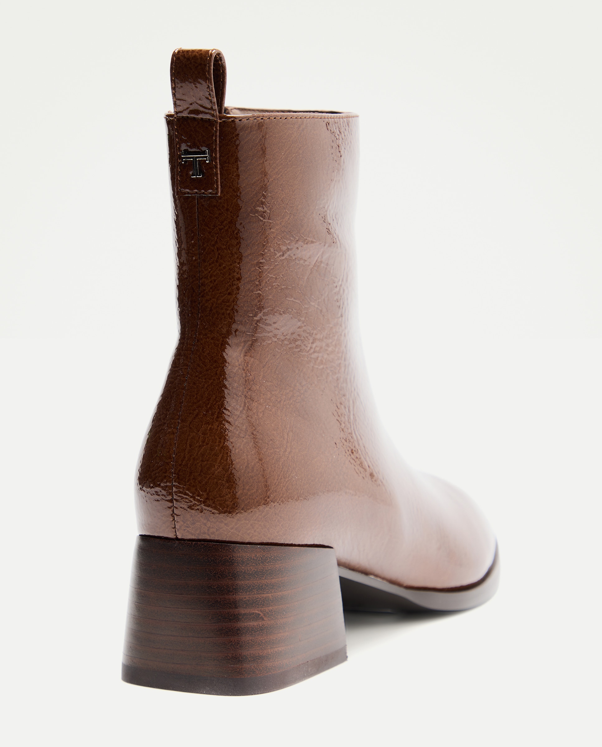 Botins Lisos de Tacão com Verniz Castanho-3