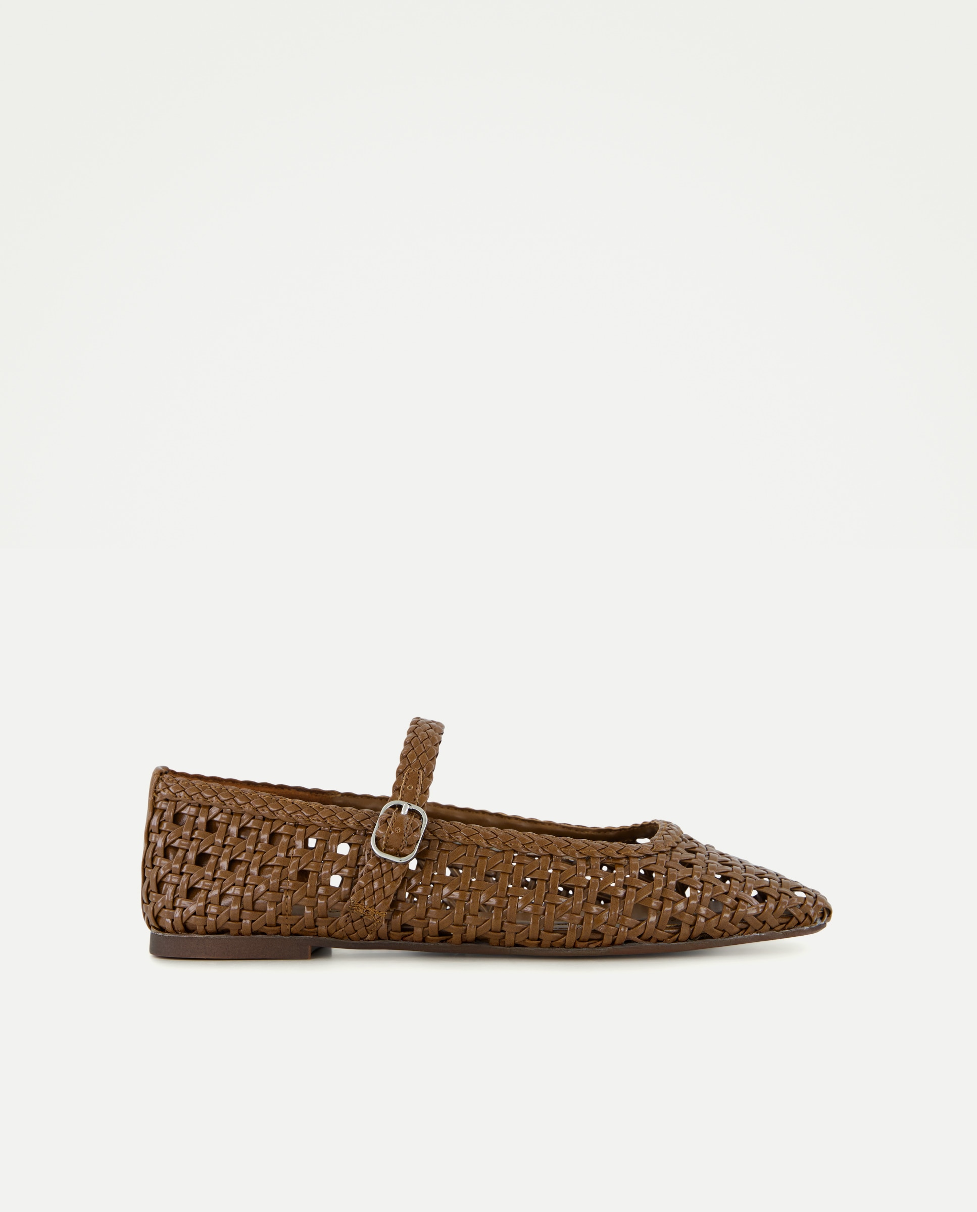 Imagem 0 de Sapatos de Presilha Rasos Entrançados