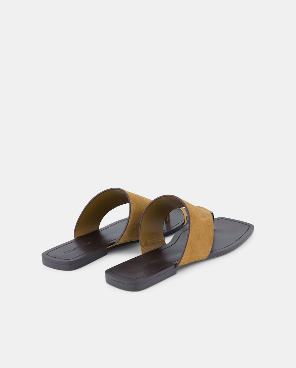 Sandálias Rasas em Pele Castanho-3