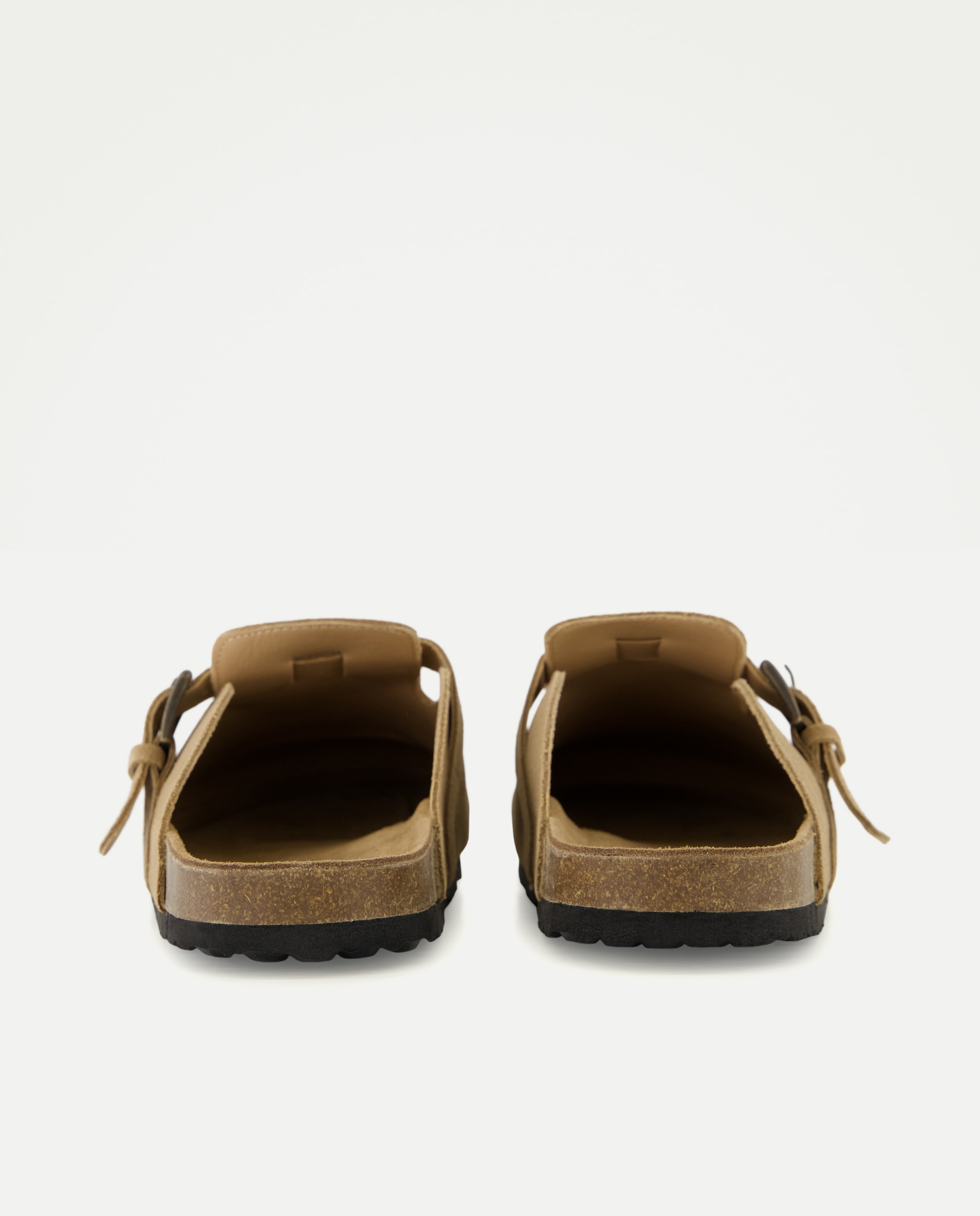 Socas em Pele com Fivela 730 Camel-3