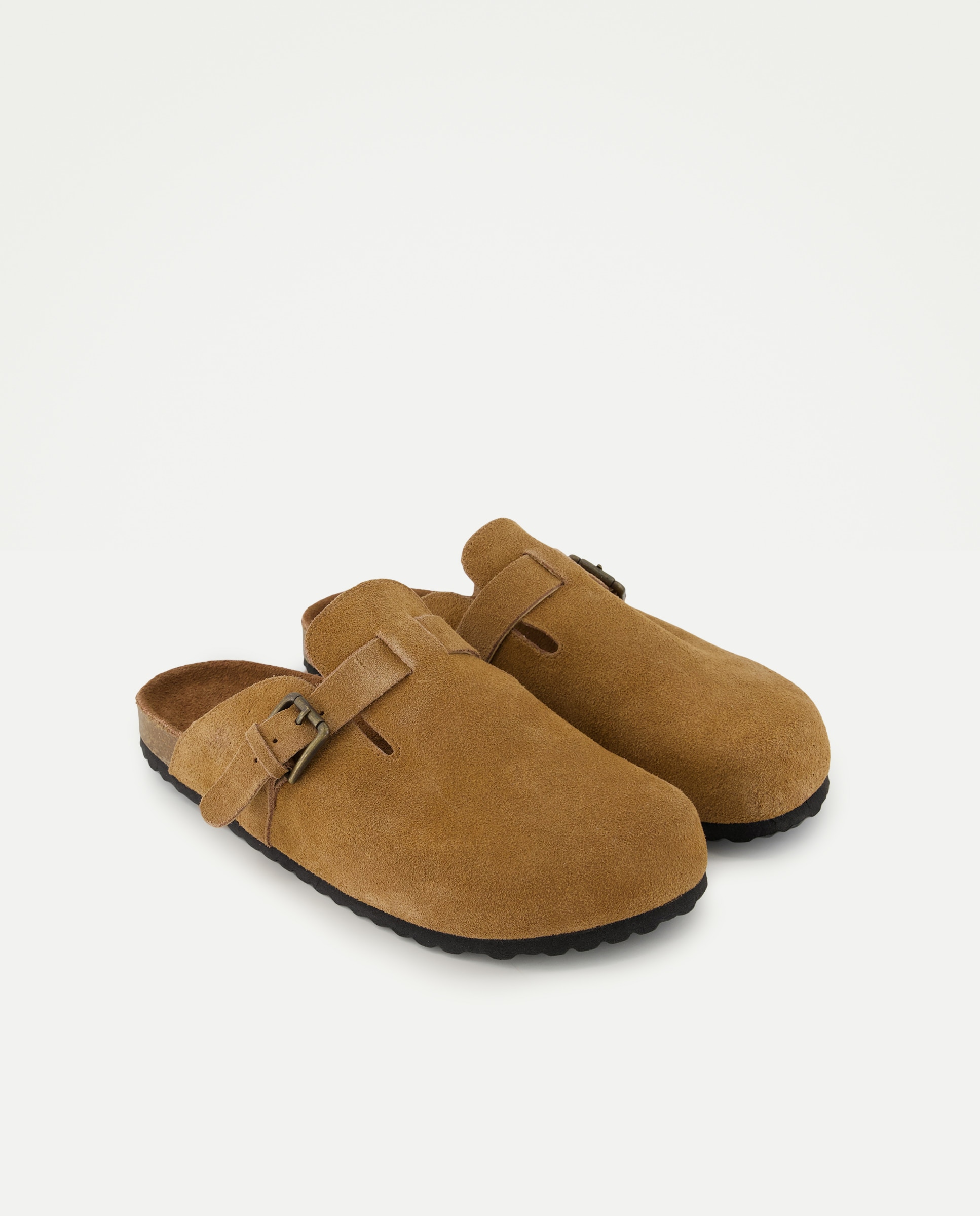 Mules em Pele com Fivela Castanho-2