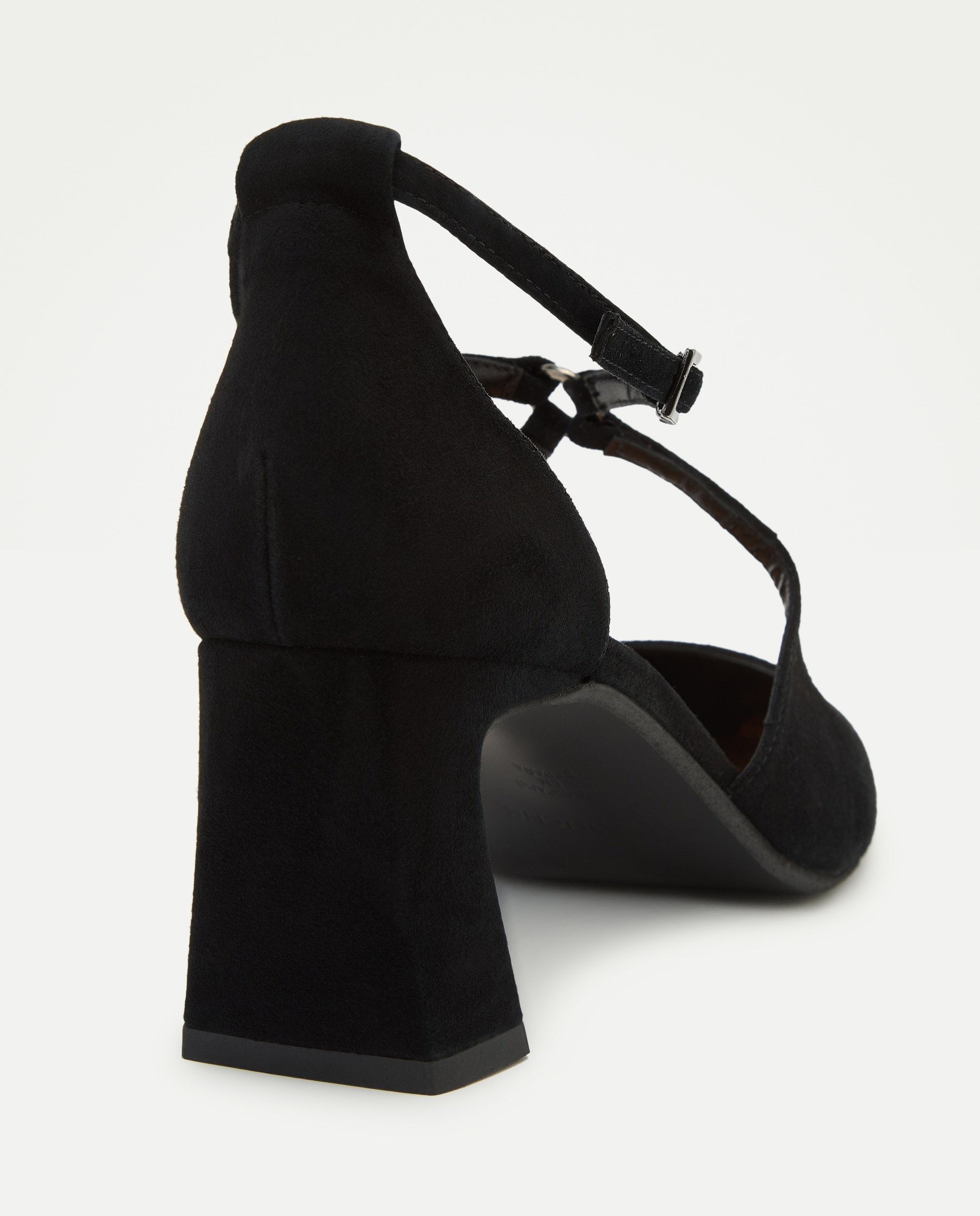 Sapatos de Salto com Peça Metálica Central Preto-3