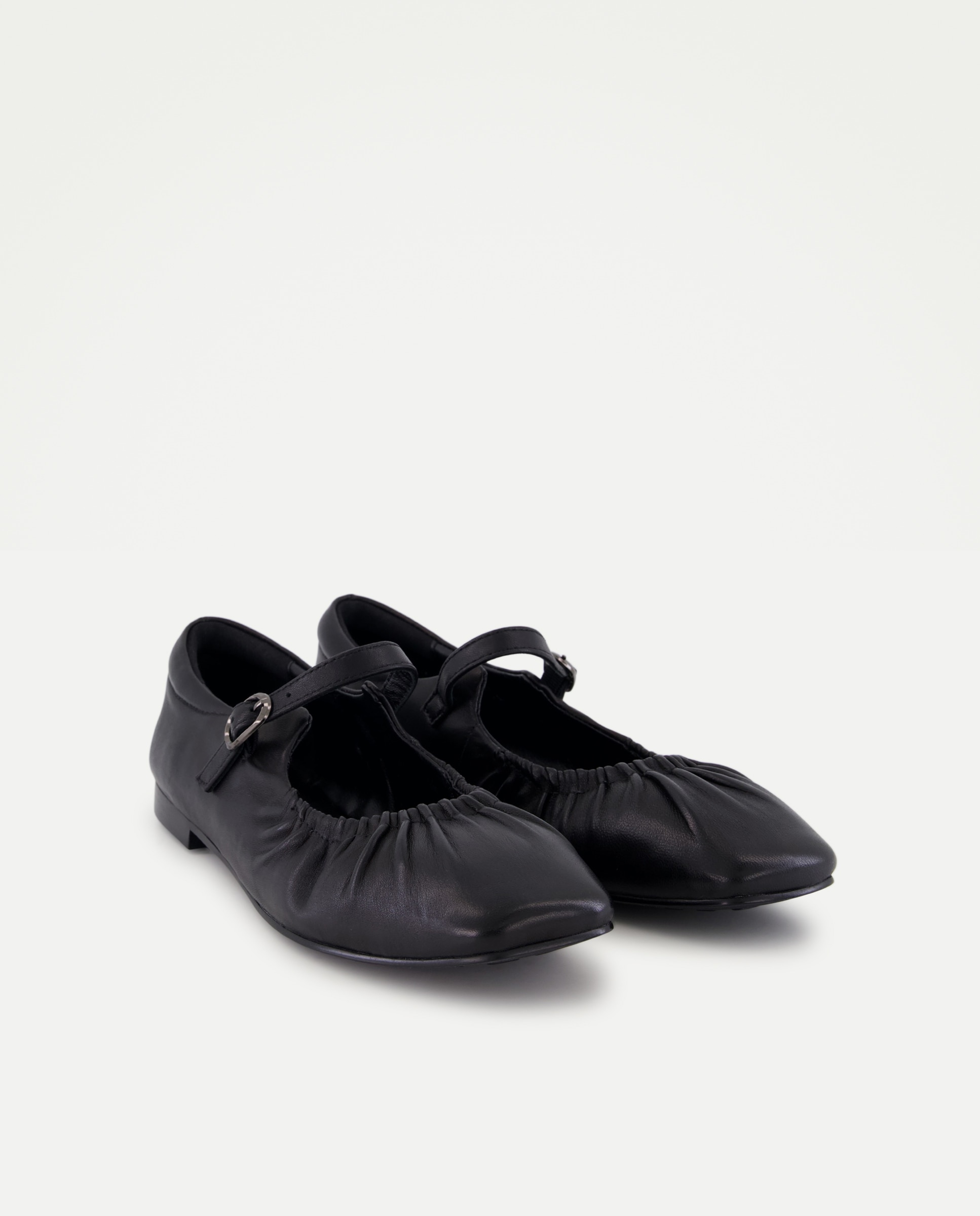 Zapato plano, mercedita arrugado - Latouche - Negro Negro-2