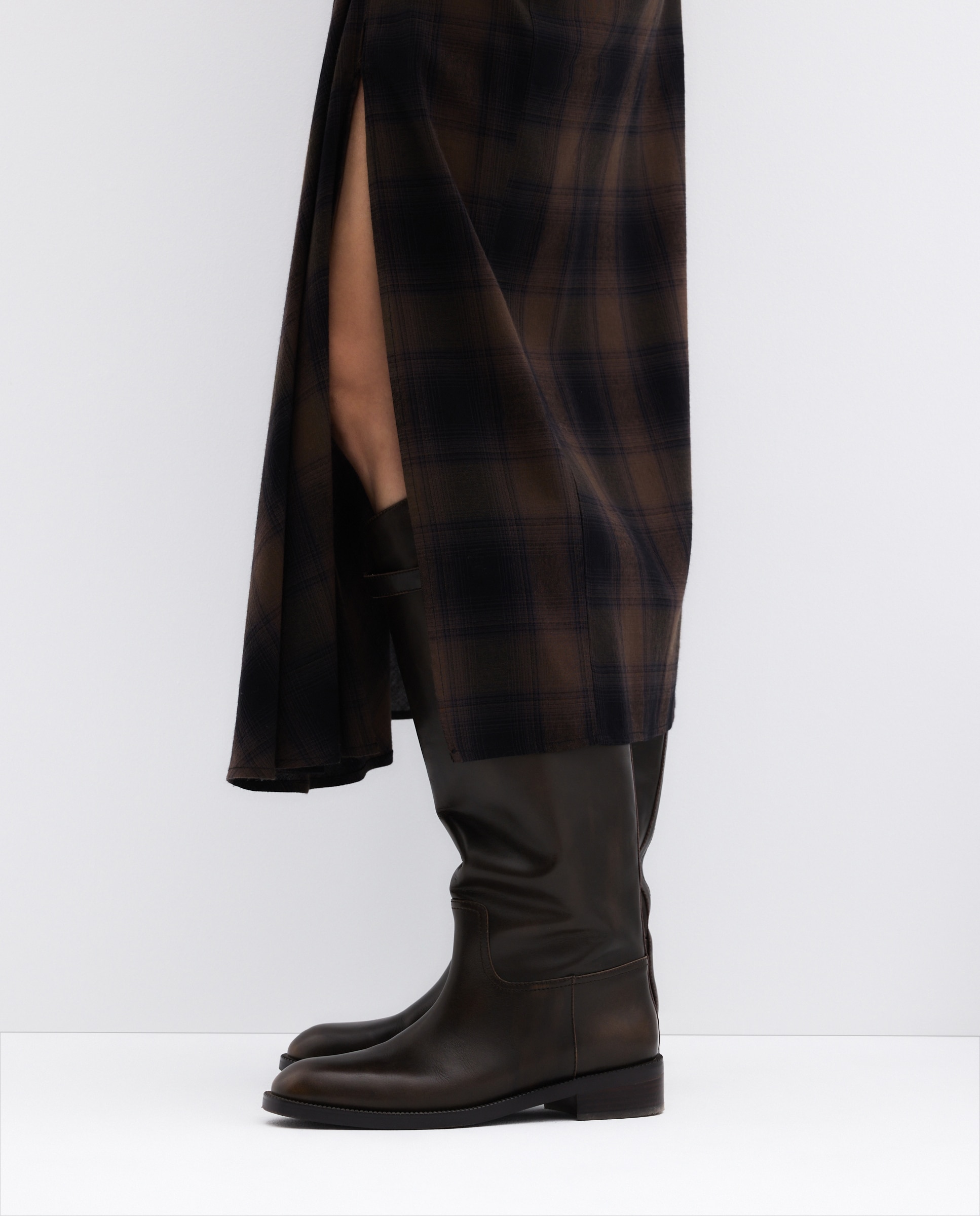 Imagen 5 de Botas planas de mujer estilo amazona - Latouche - 740 Tabaco 740 Tabaco