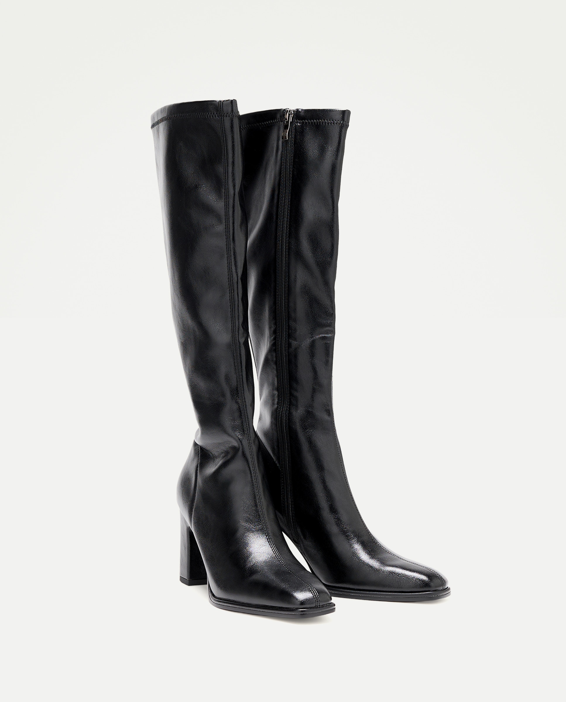 Botas de Salto com Elástico e Salto Alto Preto-2