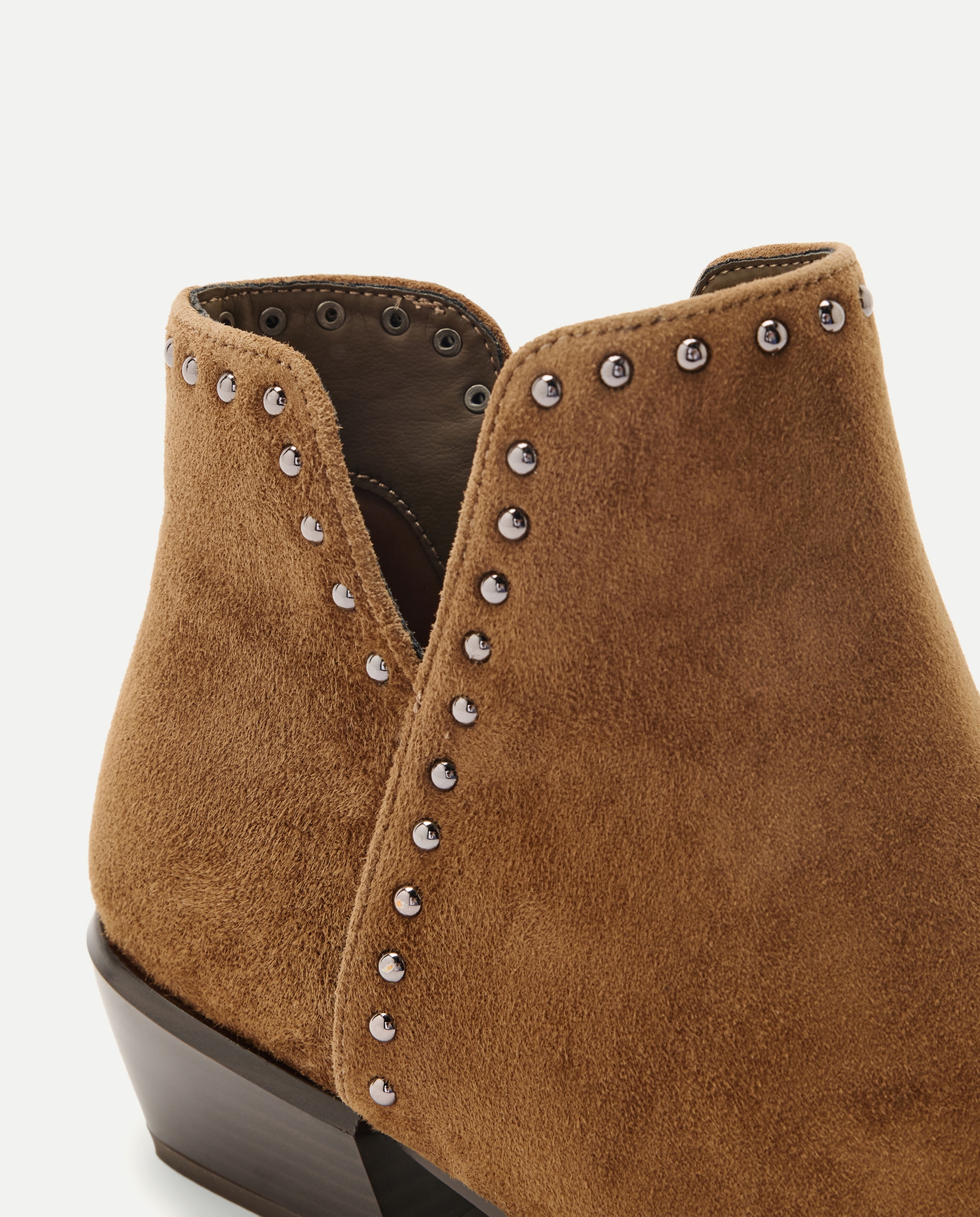 Botins de Salto Abertos com Tachas 740 Tabaco-5