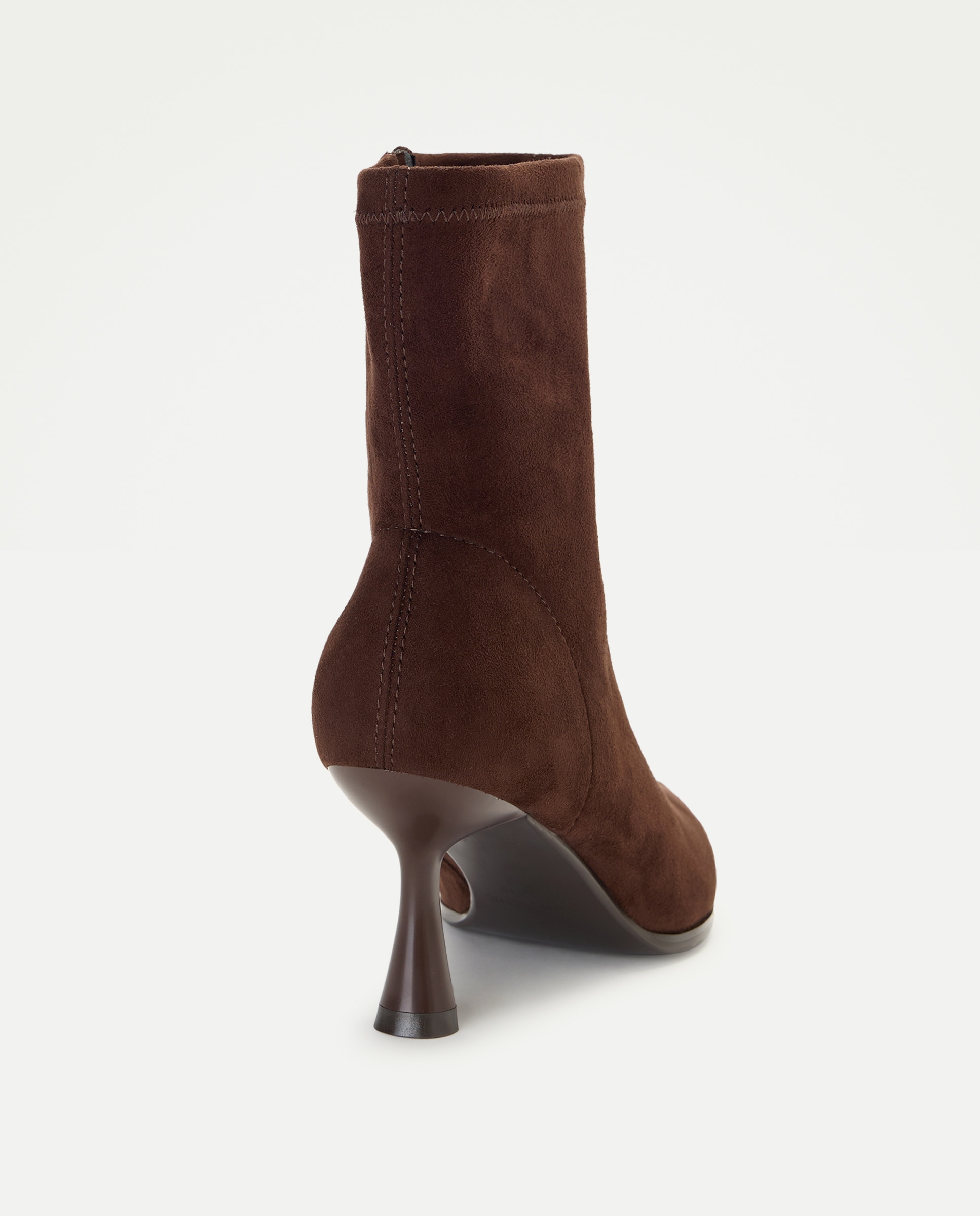 Botins Elásticos Clássicos com Salto Fino Castanho-3