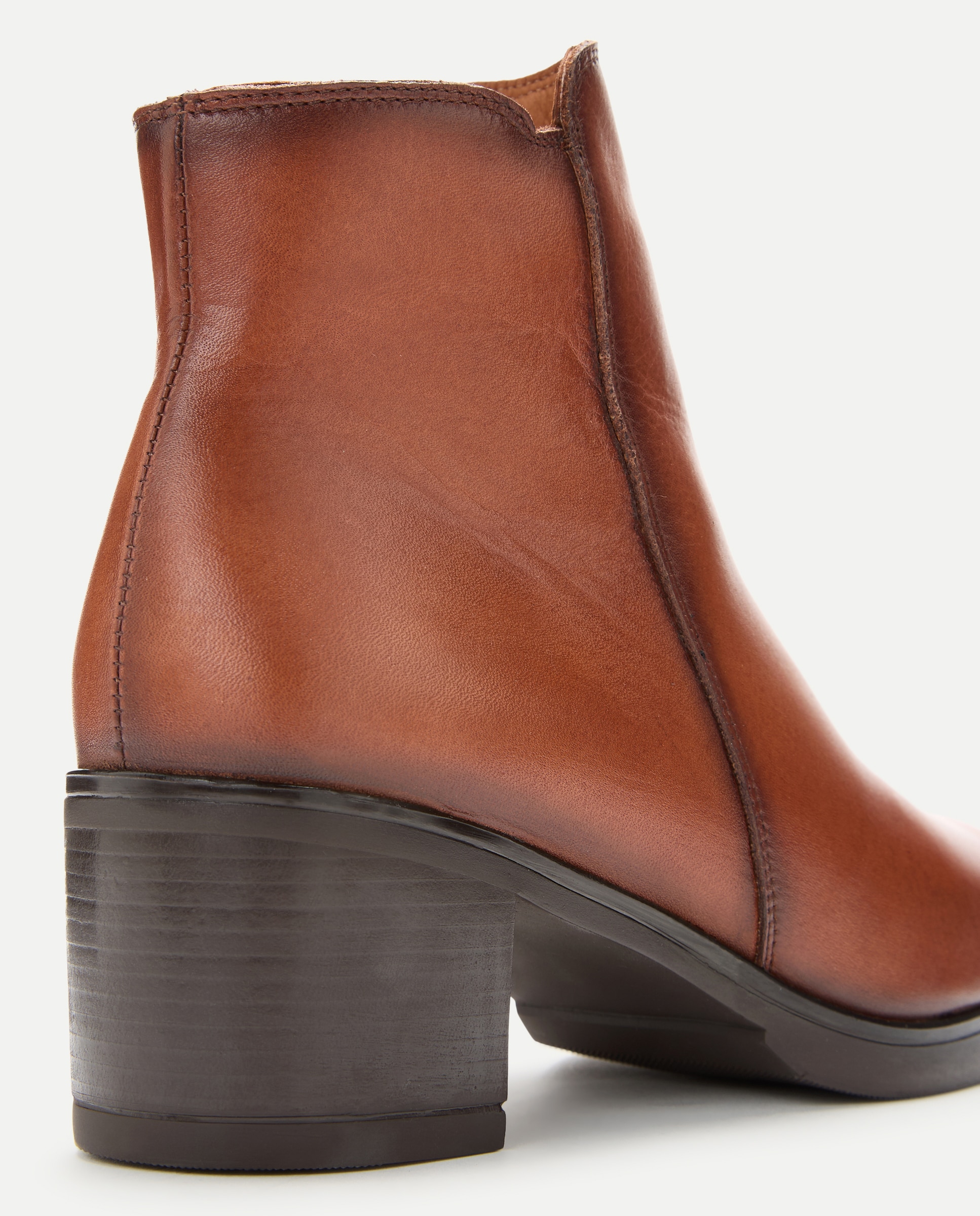 Botins de Salto Lisos Essenciais em Pele Bovina 730 Camel-5