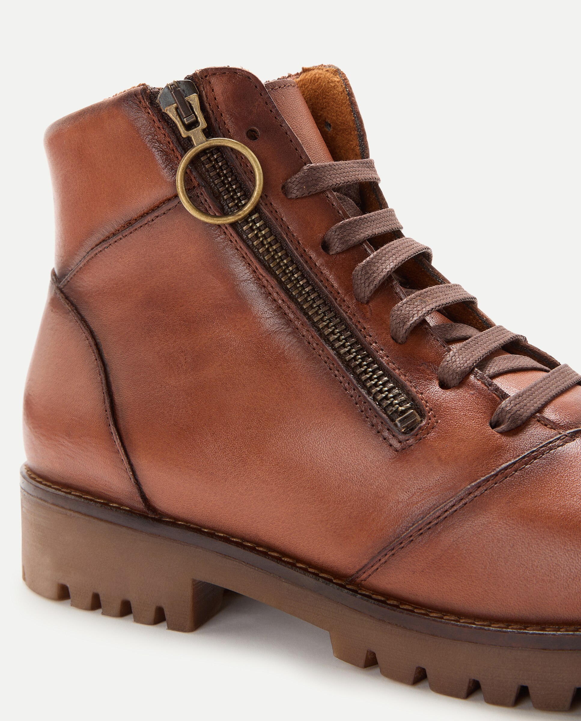 Botins Rasos com Atacadores e Fecho de Correr 730 Camel-5