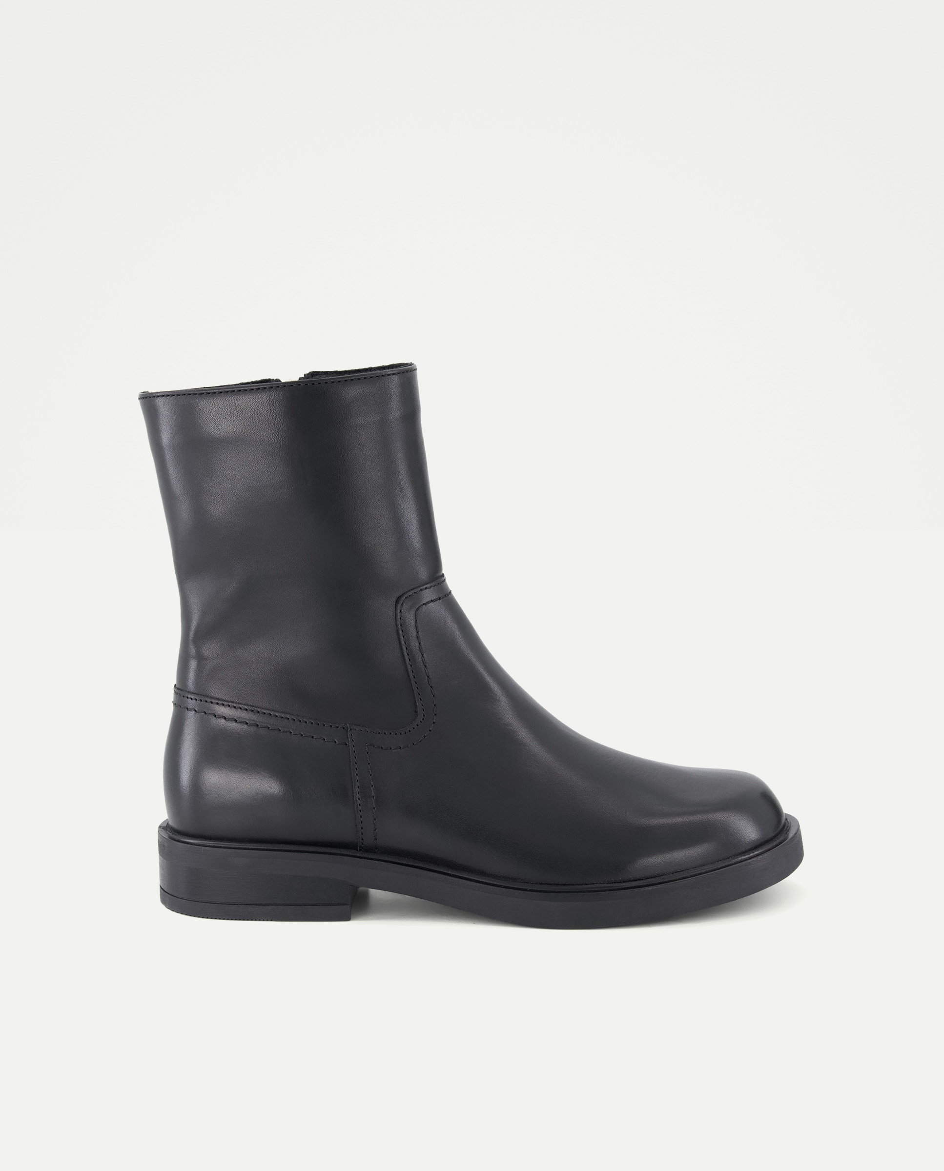 Botín Plano, horma modern - Latouche - Negro Negro-1