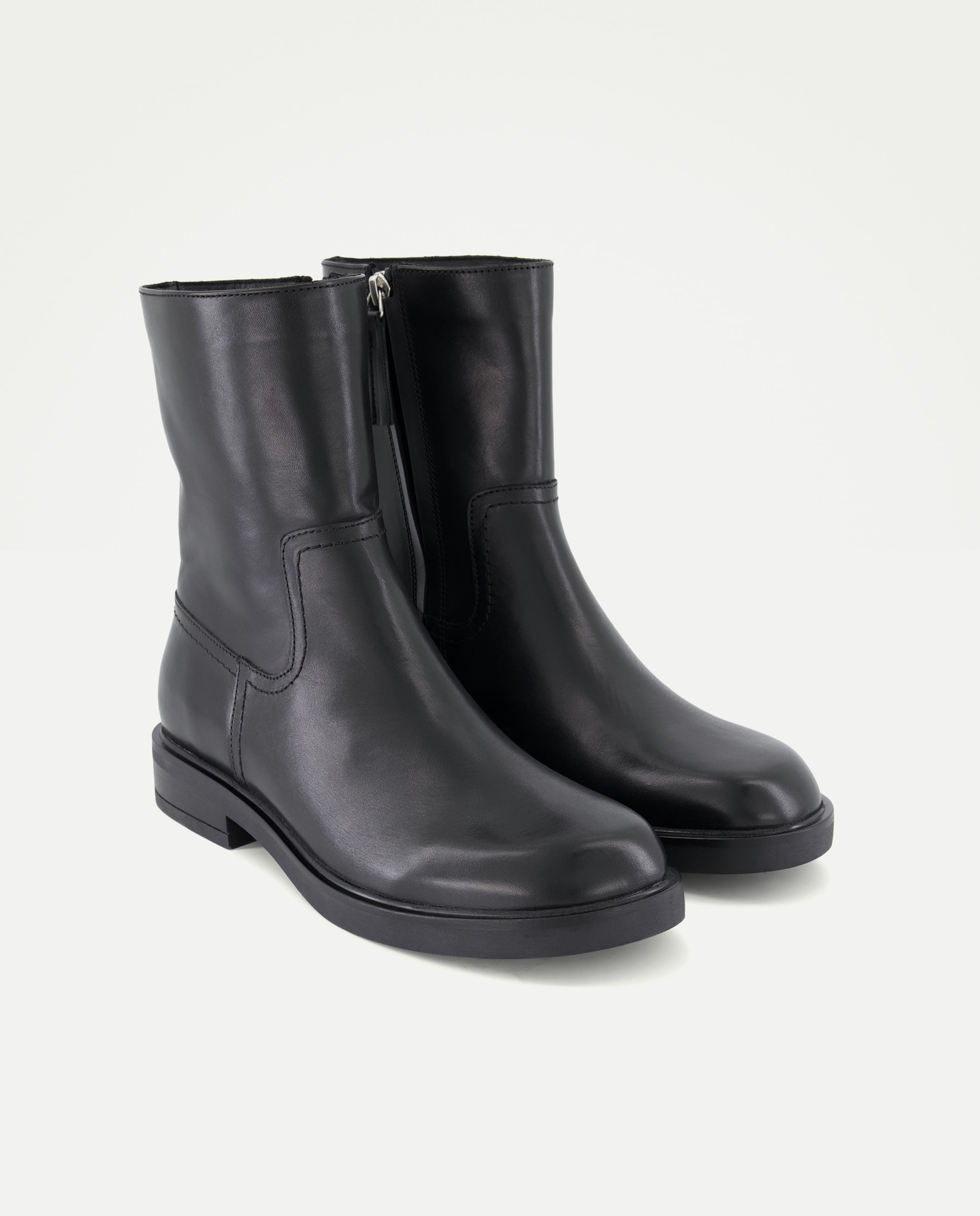 Botín Plano, horma modern - Latouche - Negro Negro-2