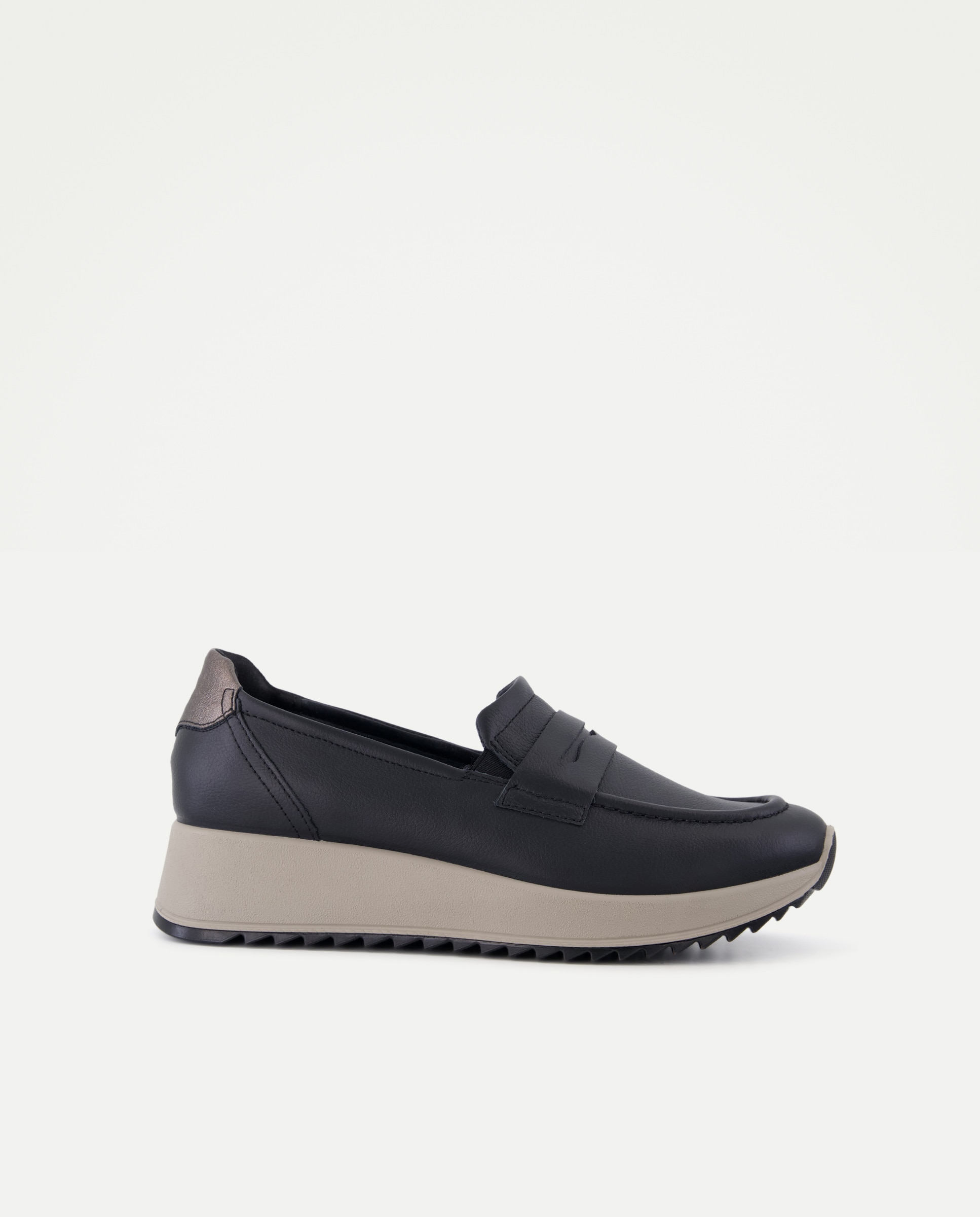 Imagem 0 de Sapatilhas Estilo Mocassins