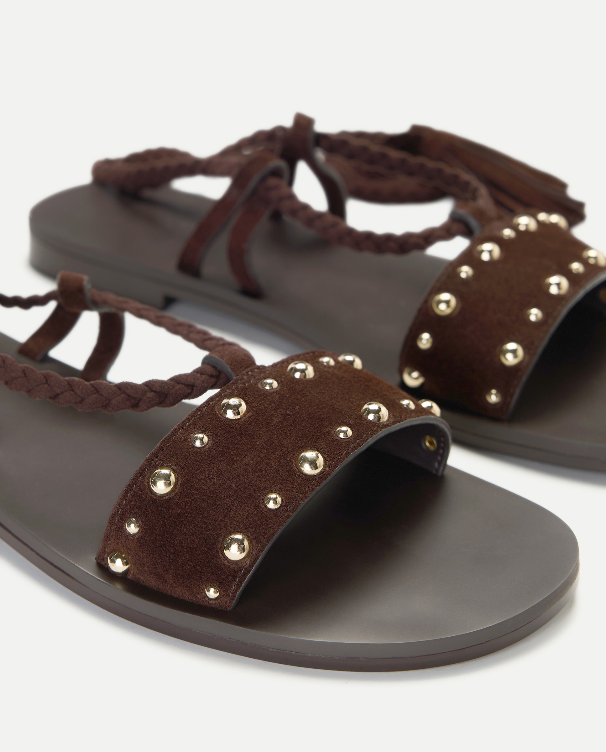 Sandálias Rasas com Animal Print de Leopardo e Tachas Chocolate-5