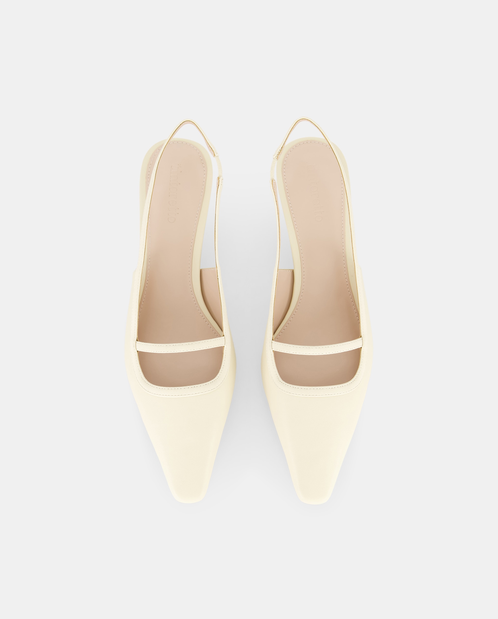 Sapatos de Salto Tipo Tacão Branco-4