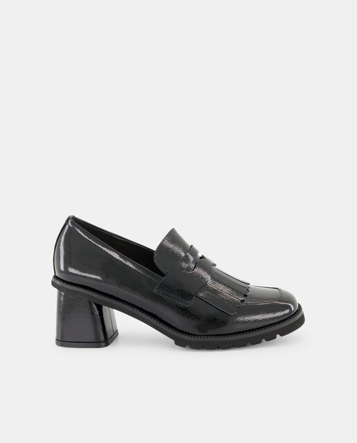 Imagen 0 de Mocasines de mujer con antifaz con flecos