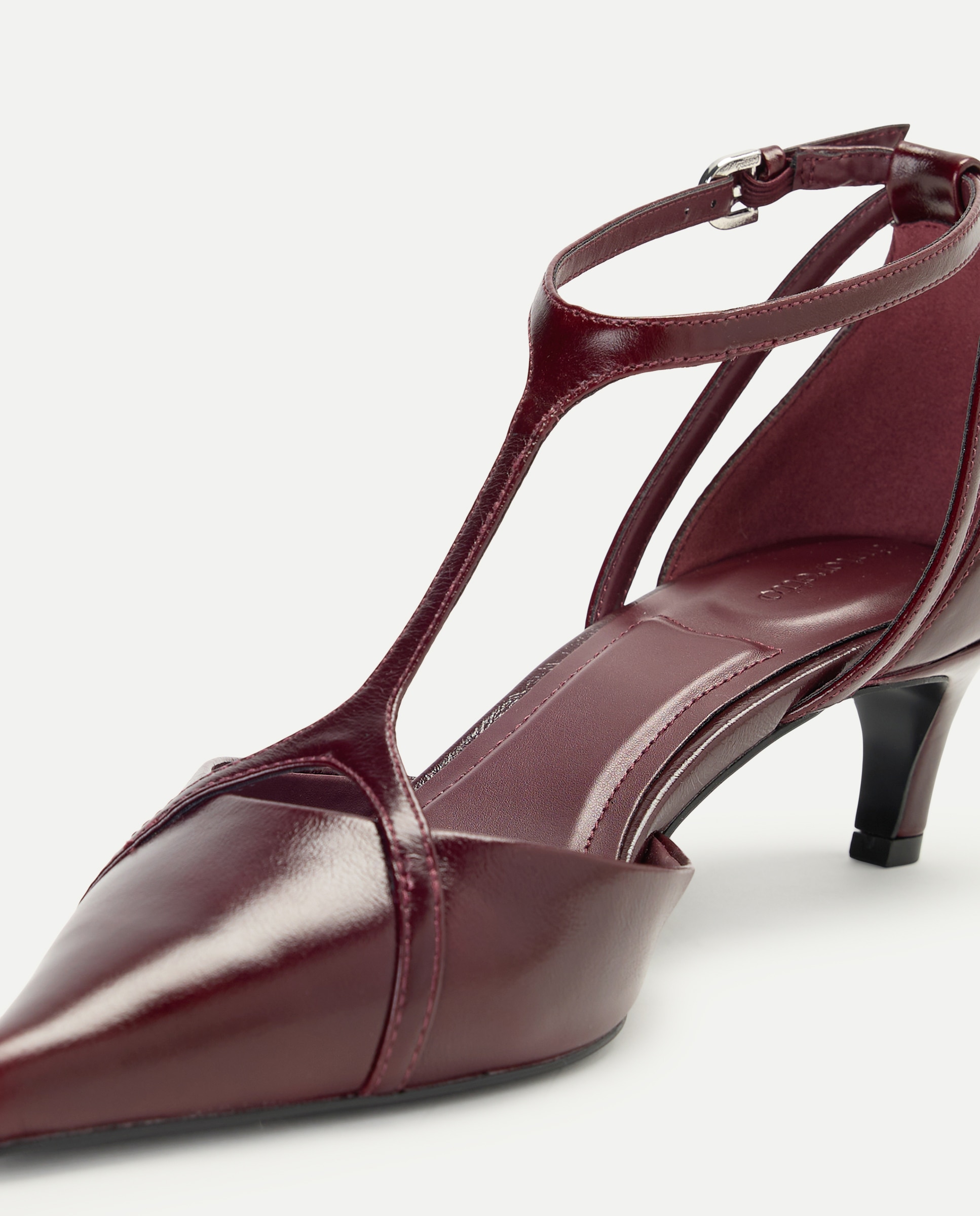 Sapatos de Salto Médio em T com Efeito de Pitão Bordeaux-5