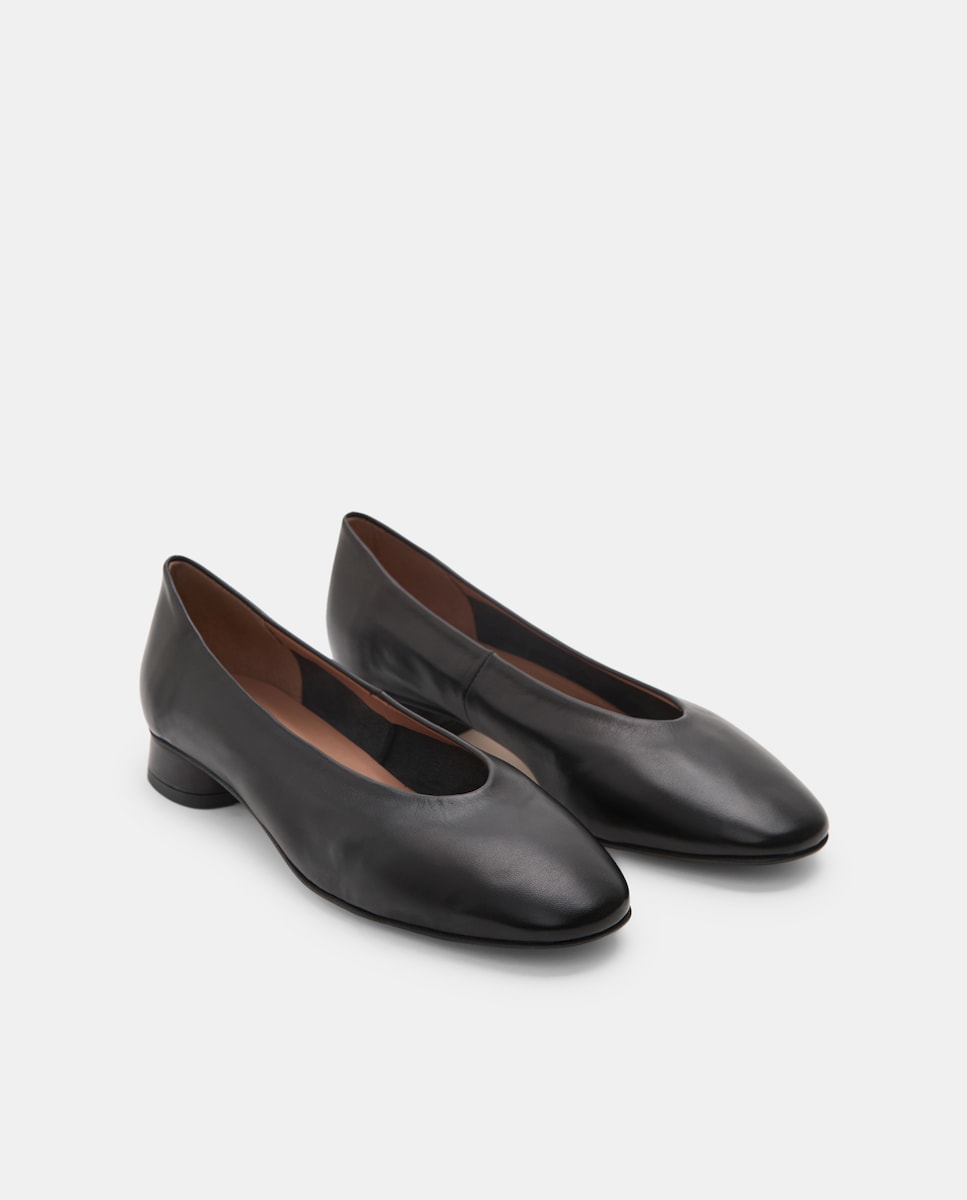 Sapatos Rasos com Salto e sem Forro Preto-2