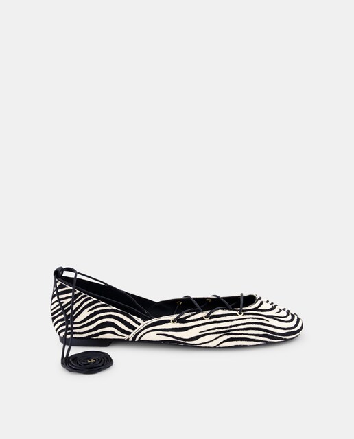 Imagen 0 de Zapatos planos tipo bailarinas de mujer