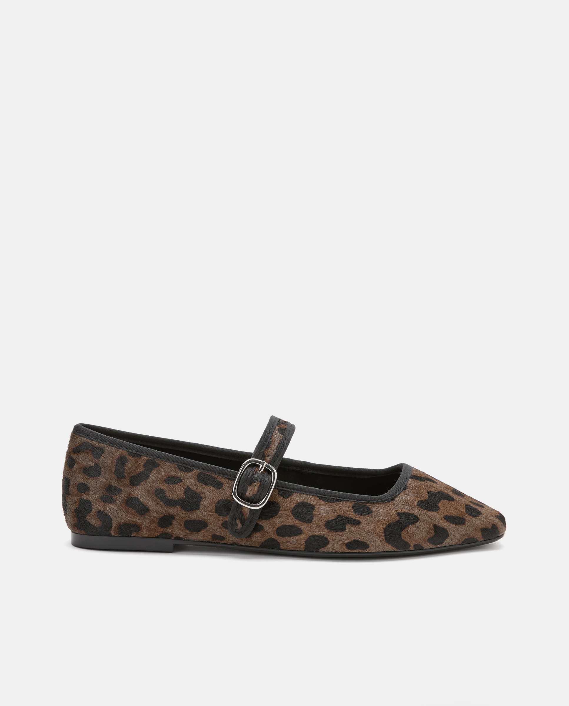 Imagem 0 de Sapatos Rasos Tipo Venezianas