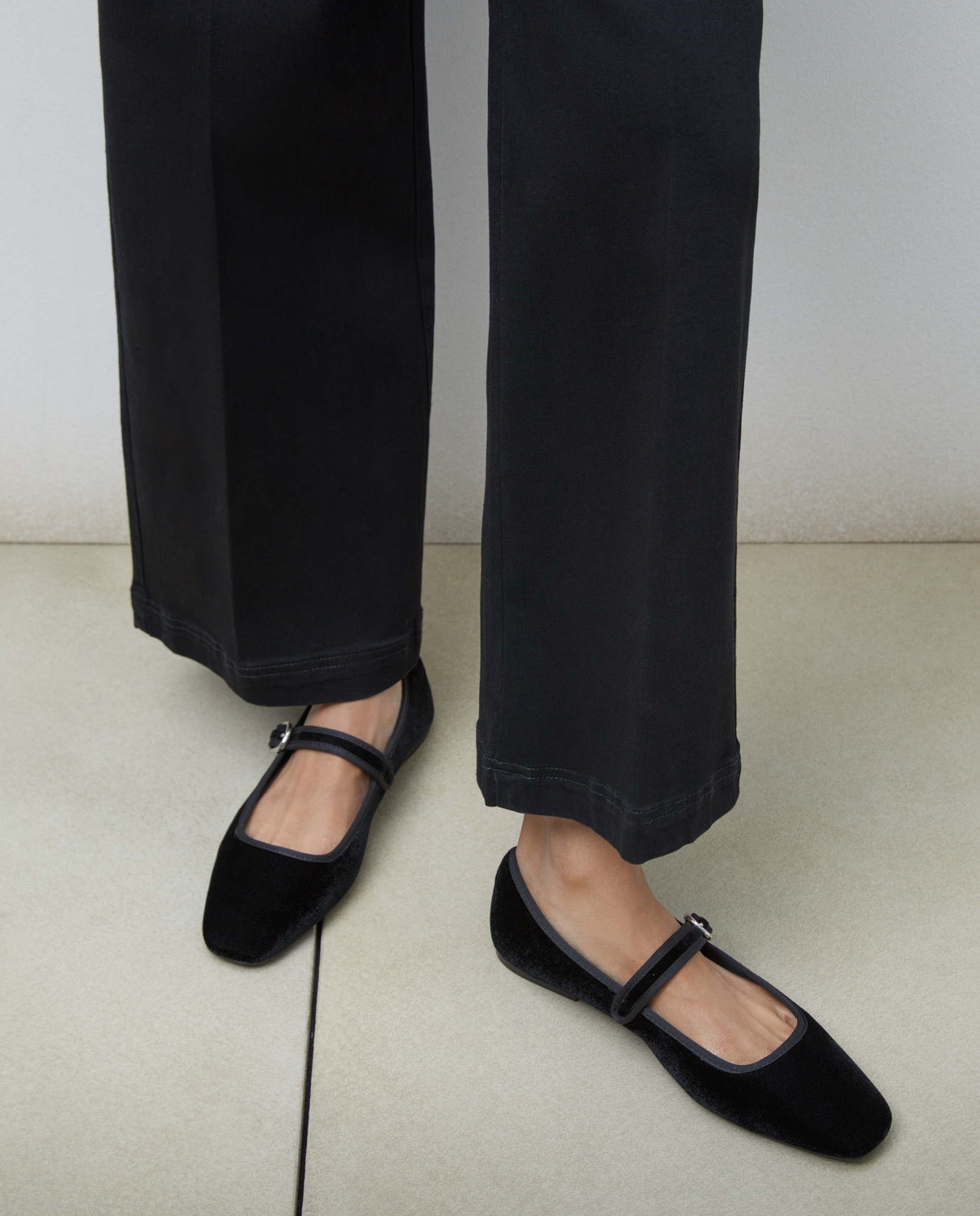 Sapatos Rasos Tipo Venezianas Preto-6